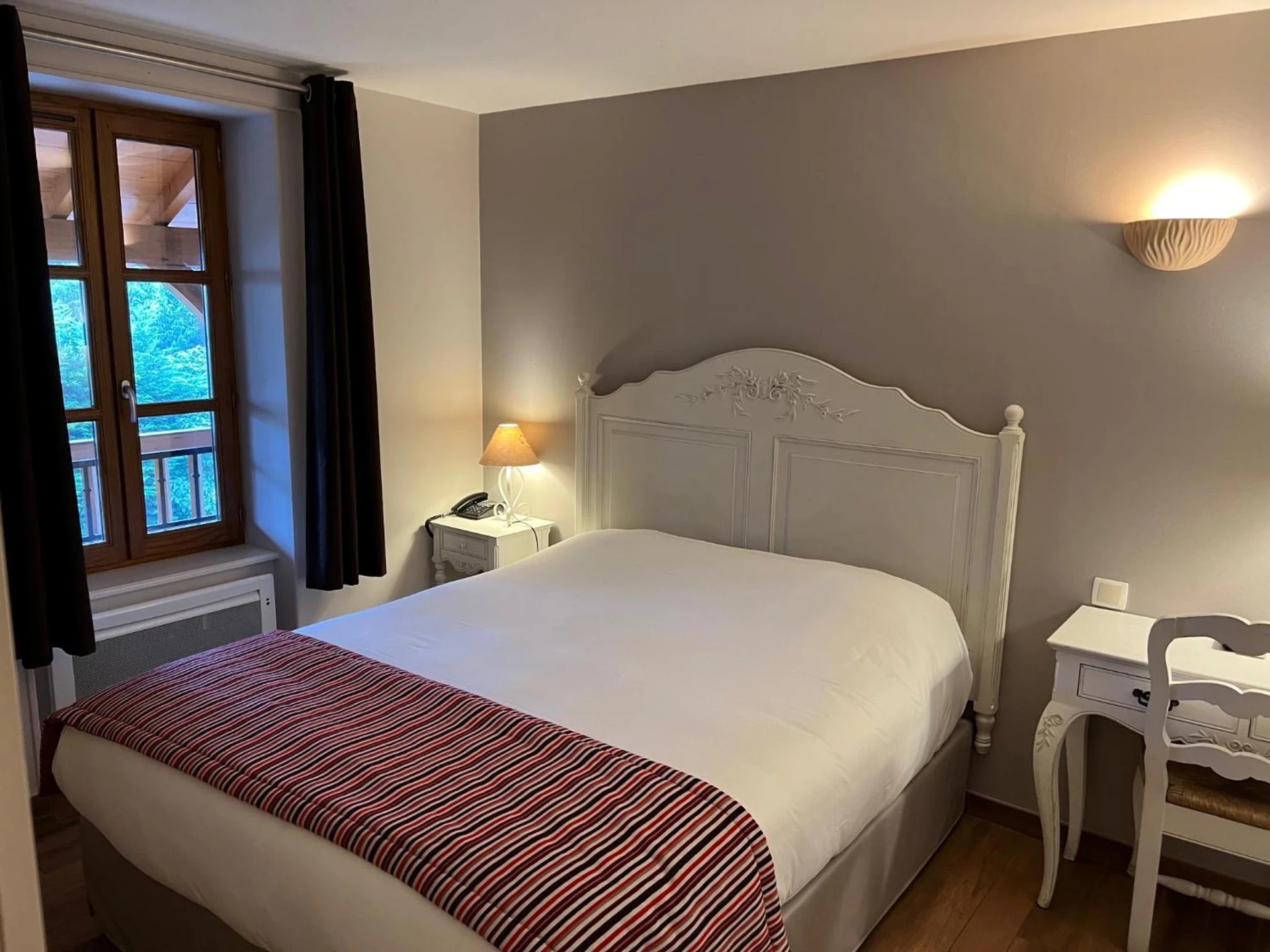 Chambre disponible pour un séminaire d'entreprise à Hotel Village Motel - Tournus
