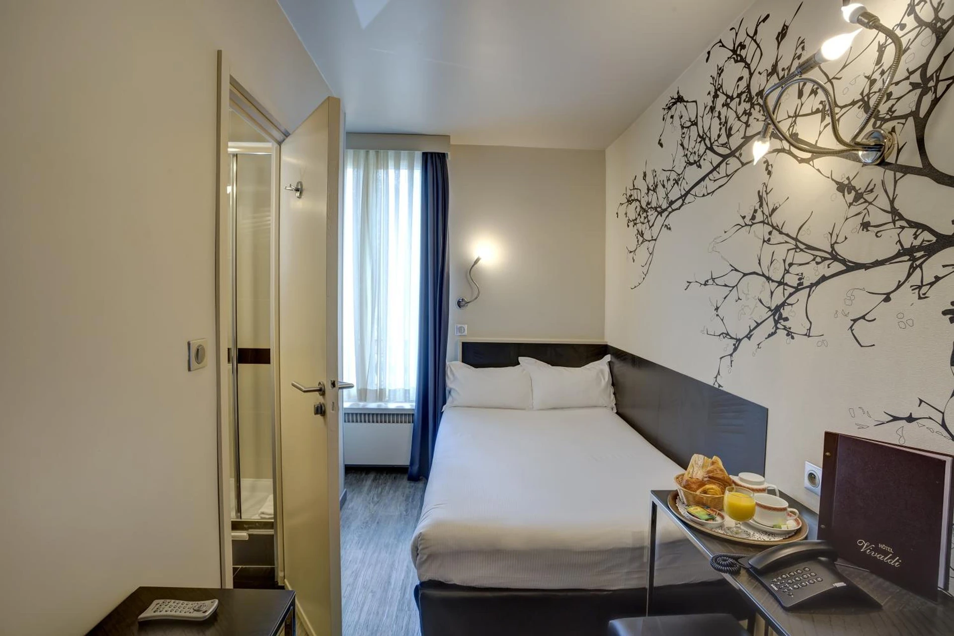 Chambre disponible pour un séminaire d'entreprise à Hotel Vivaldi - Puteaux