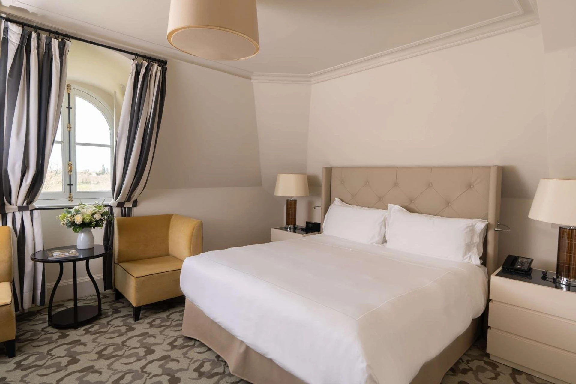 Chambre disponible pour un séminaire d'entreprise à Waldorf Astoria Versailles - Trianon Palace - Versailles