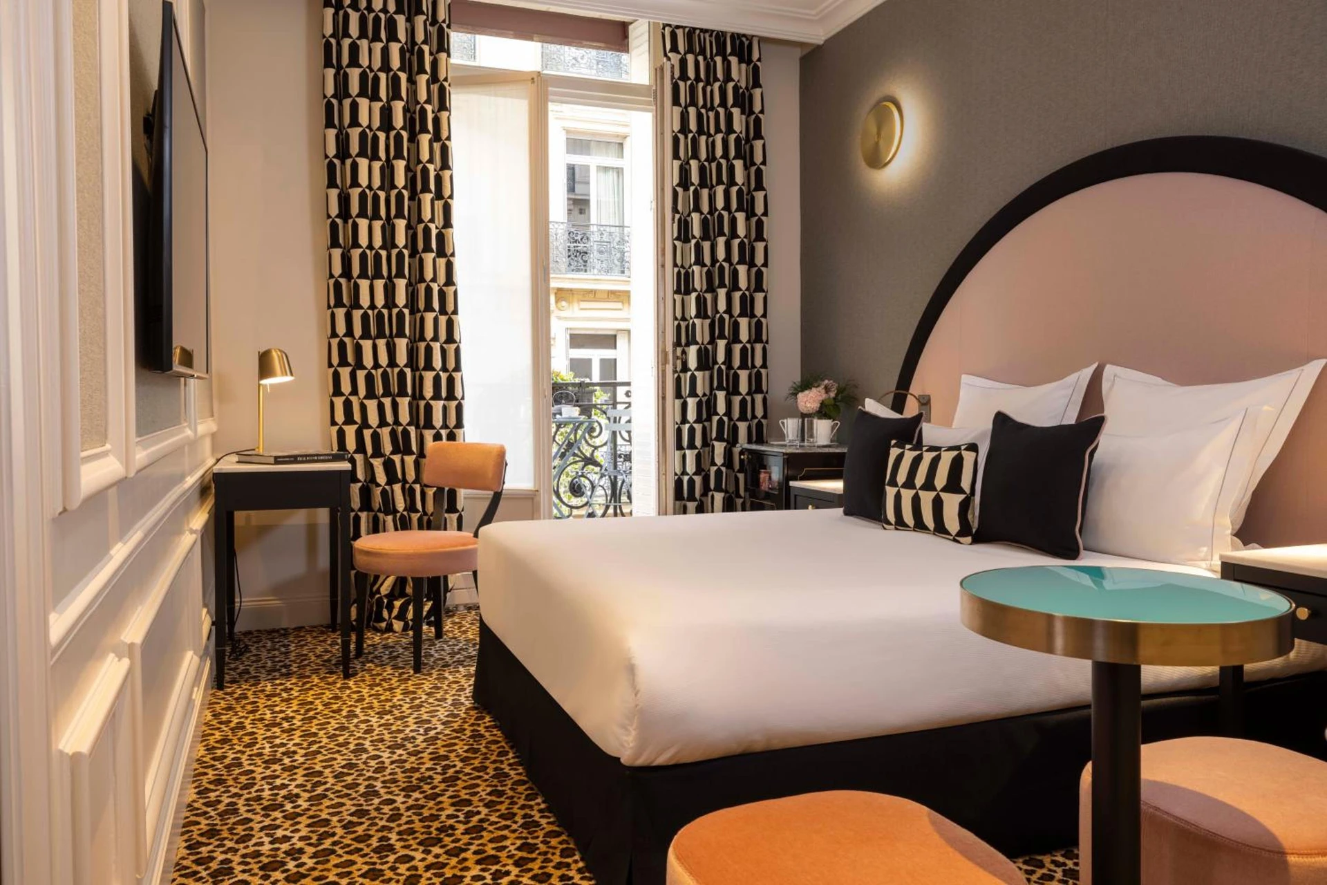 Chambre disponible pour un séminaire d'entreprise à Hotel West-End - Paris