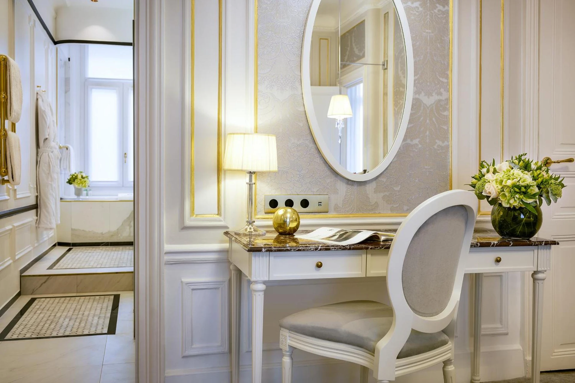 Organiser un séminaire d'entreprise : Hotel Westminster à paris-2e-arrondissement