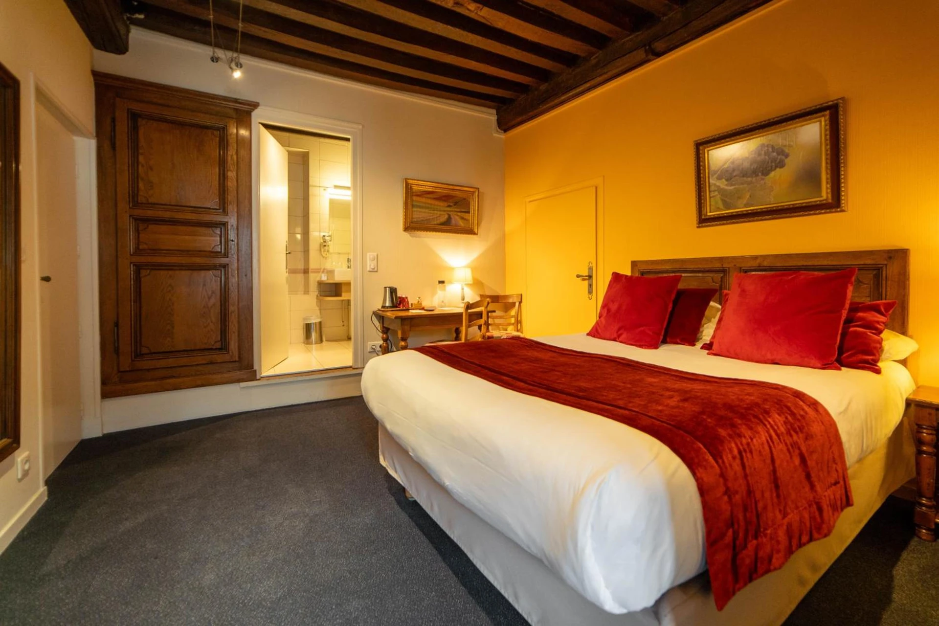 Magnifique chambre pour un séminaire d'entreprise à Hôtel Wilson - Teritoria - Dijon