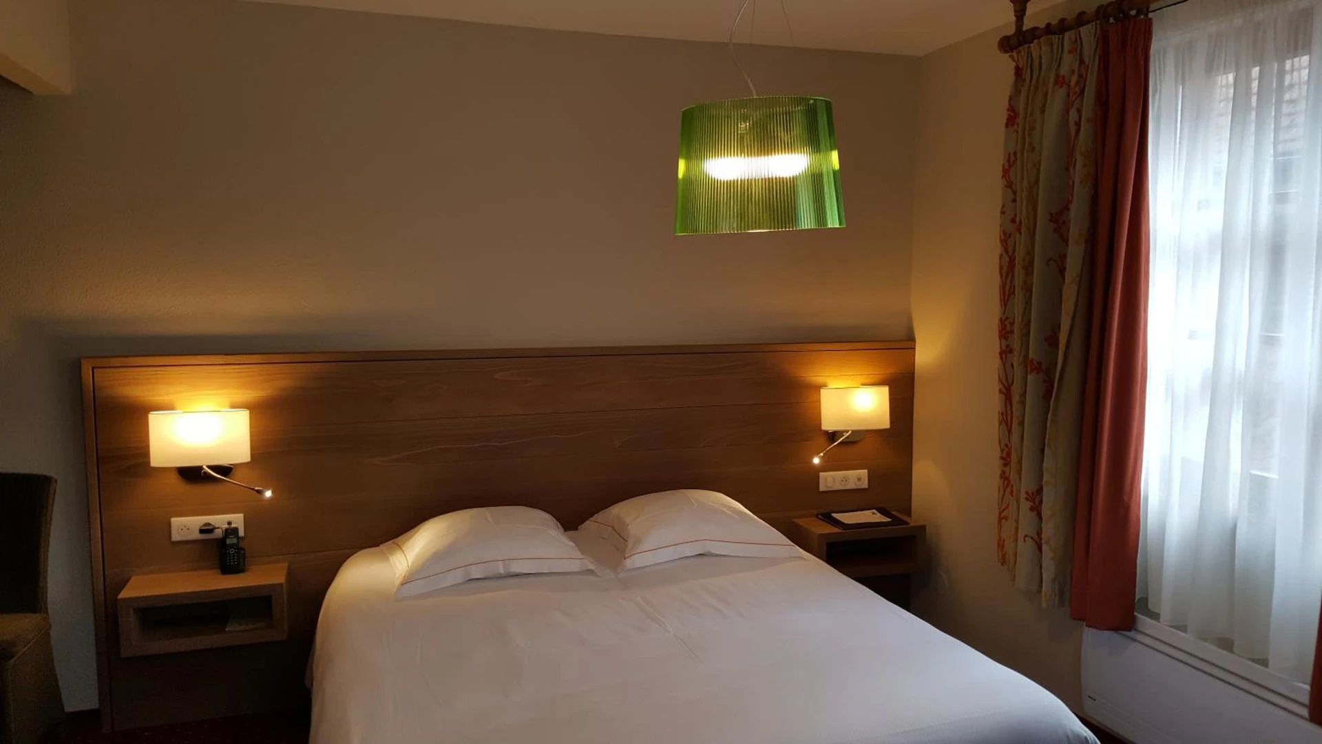 Chambre disponible pour un séminaire d'entreprise à Hôtel Winzenberg - Blienschwiller