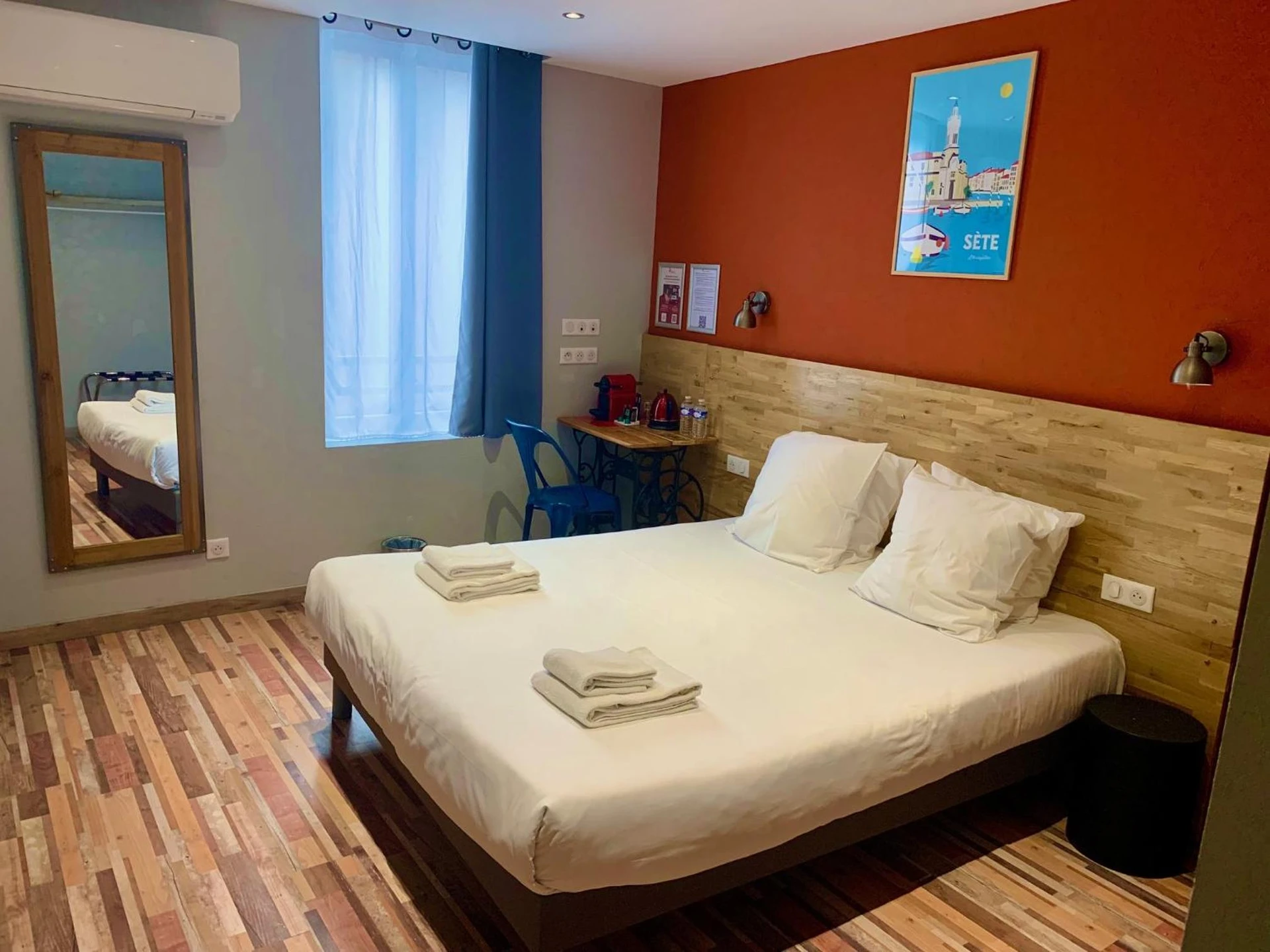 Chambre disponible pour un séminaire d'entreprise à Logis Hotel Yseria - Historical Center - Agde