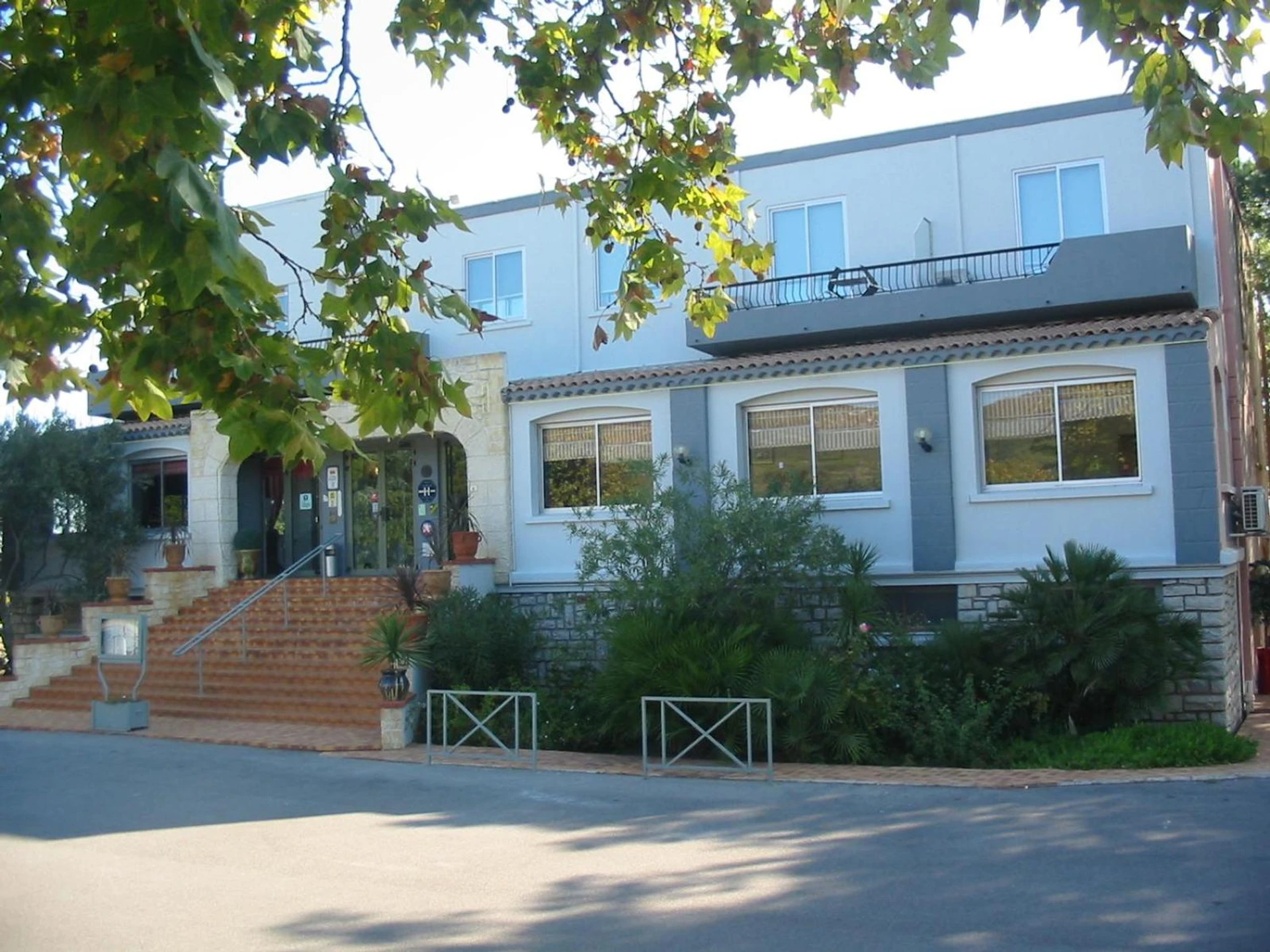Organiser un séminaire d'entreprise : Hôtel restaurant LOGIS HOTELLERIE DE BALAJAN à vic-la-gardiole