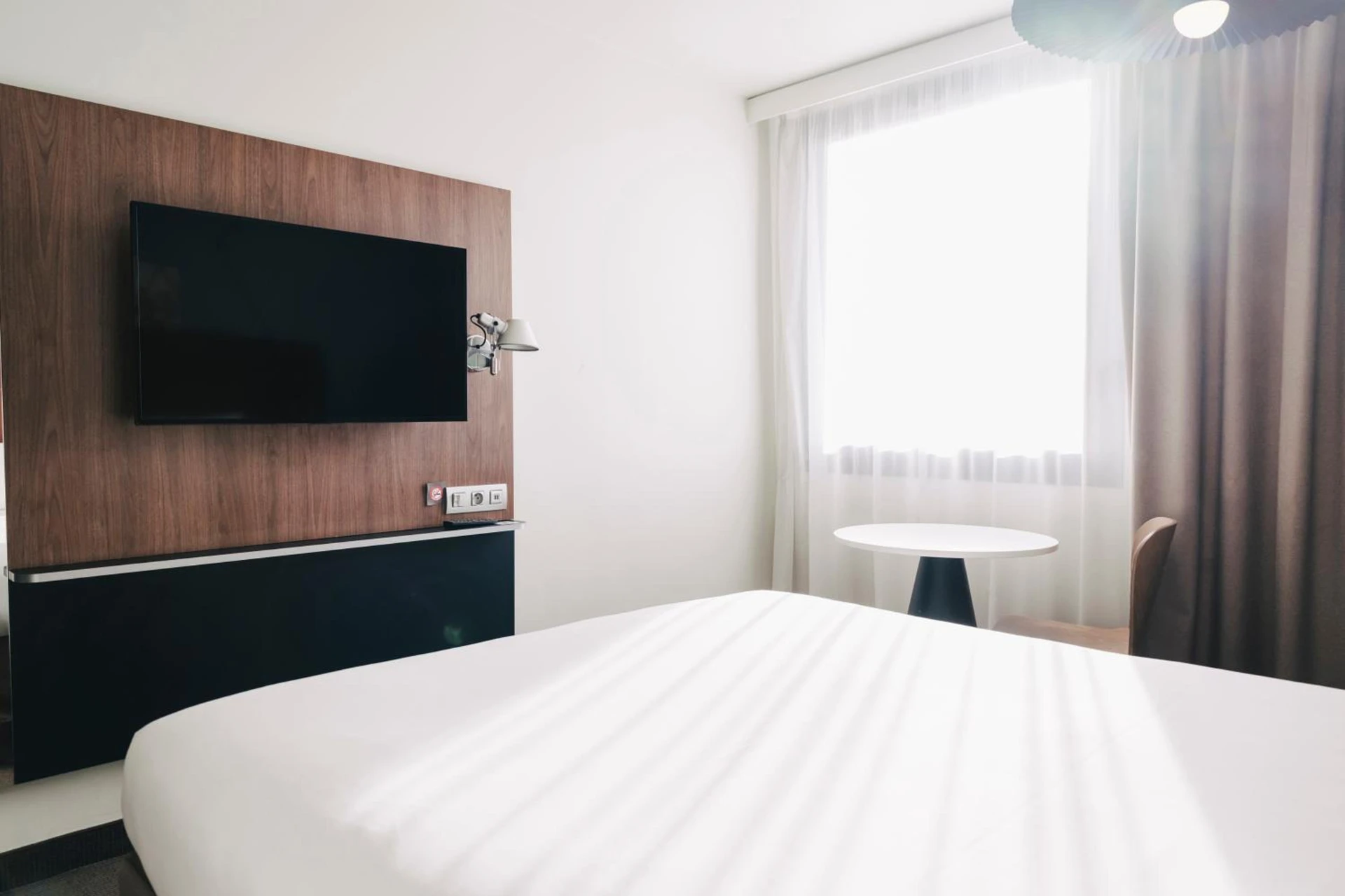 Chambre disponible pour un séminaire d'entreprise à Ibis Rouen Centre Rive Gauche Mermoz - Rouen