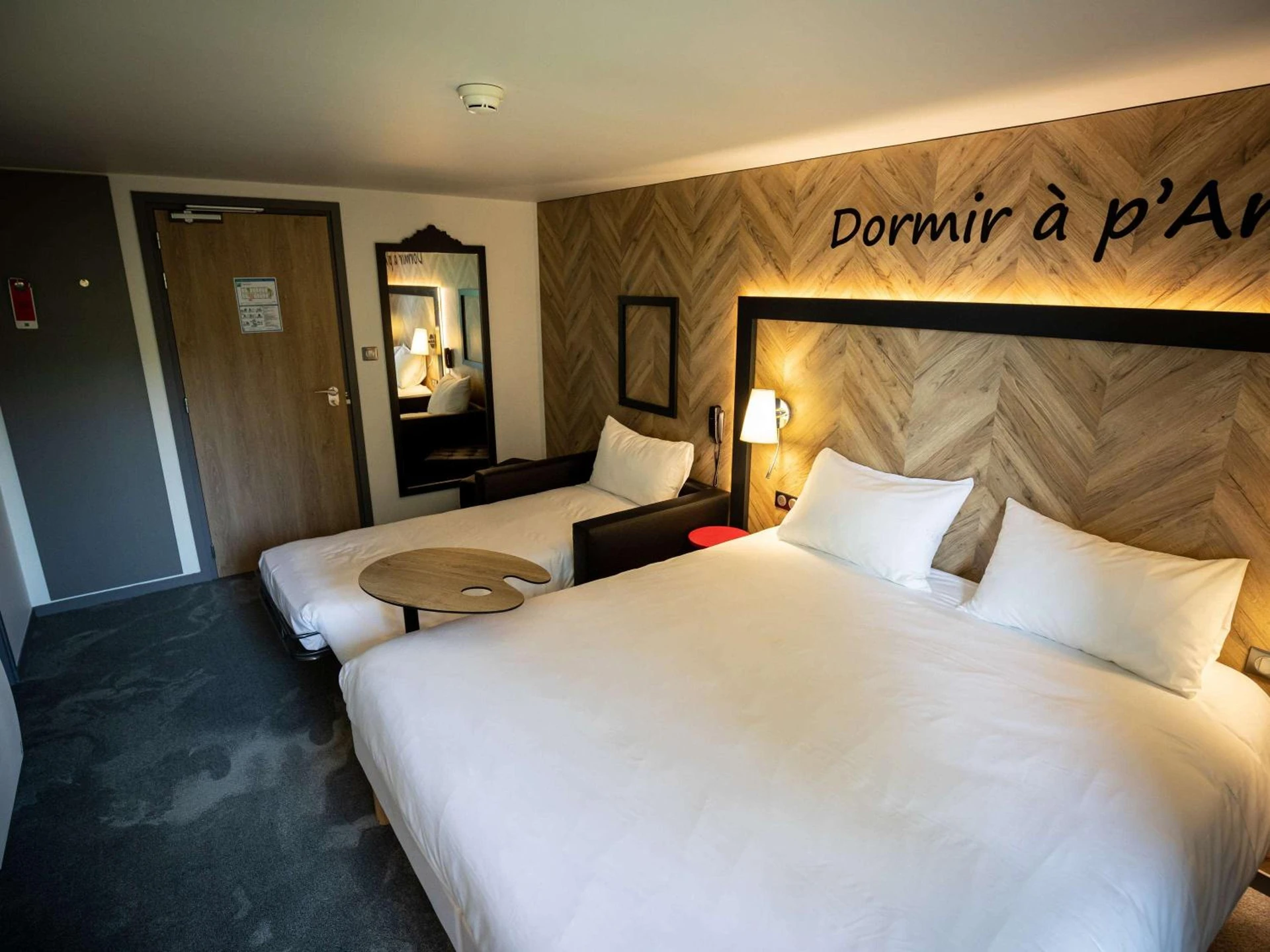 Chambre disponible pour un séminaire d'entreprise à ibis Styles Douai Gare Gayant Expo - Douai