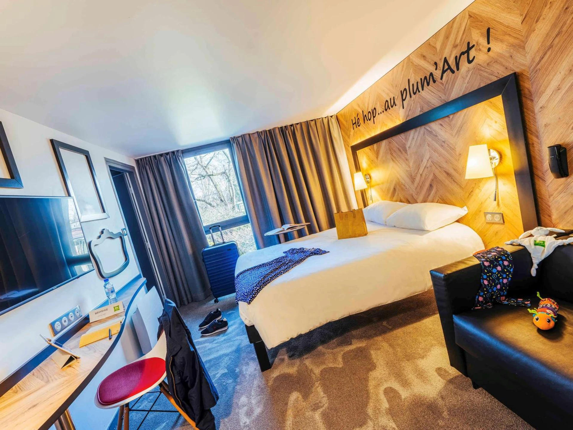 Magnifique chambre pour un séminaire d'entreprise à ibis Styles Douai Gare Gayant Expo - Douai