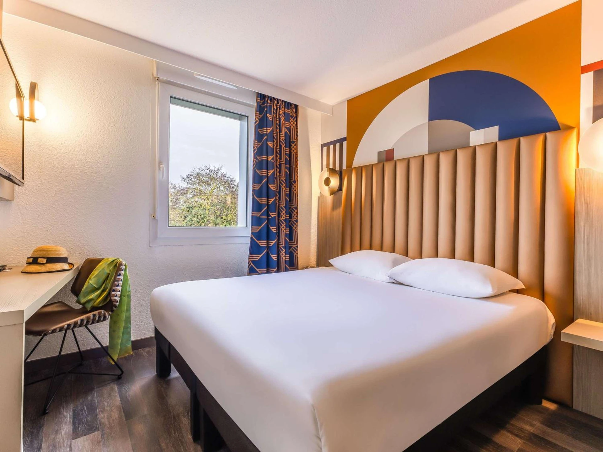 Chambre disponible pour un séminaire d'entreprise à ibis Styles Saint-Quentin - Saint-Quentin