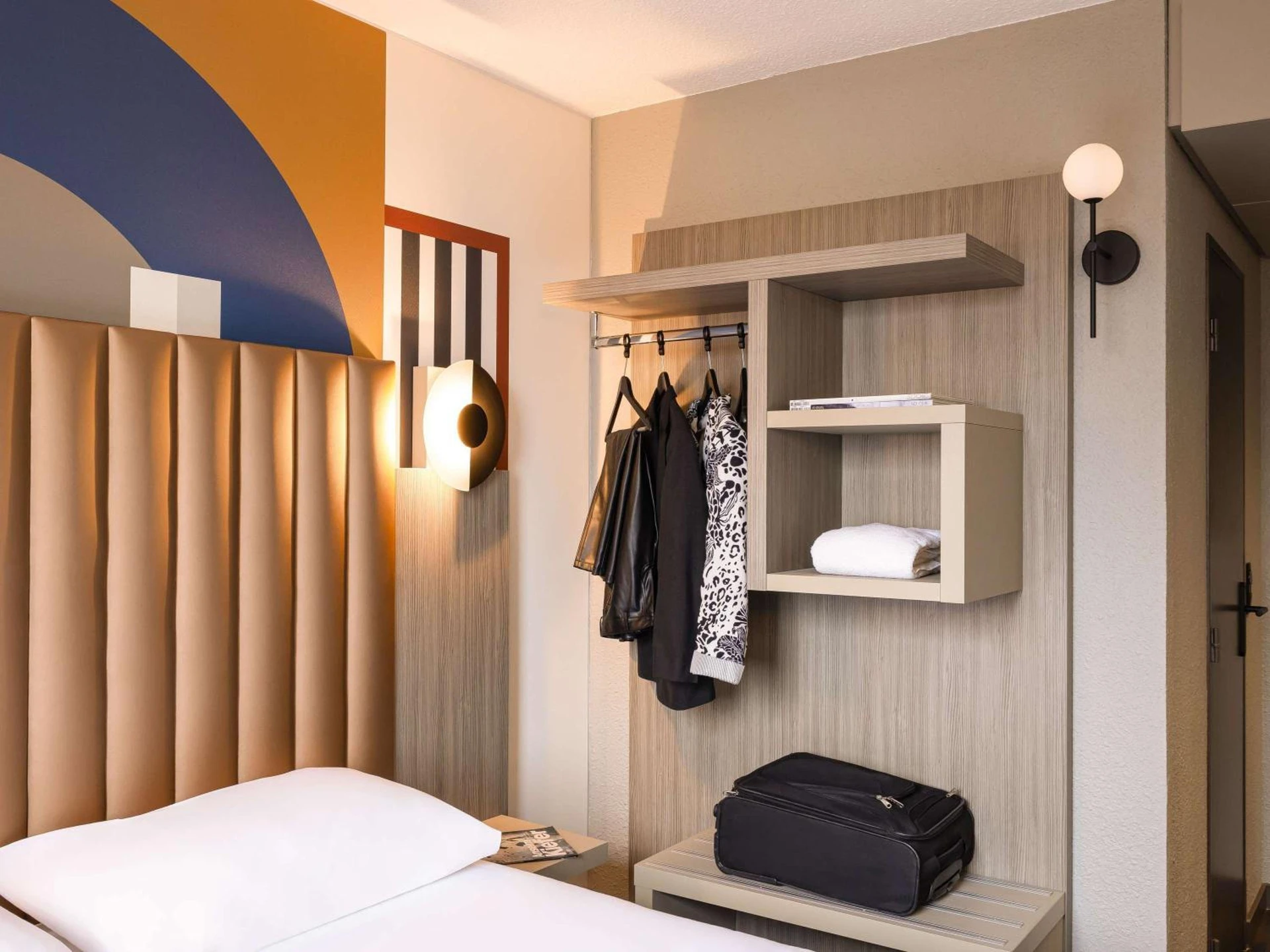 Chambre disponible pour un séminaire d'entreprise à ibis Styles Saint-Quentin - Saint-Quentin