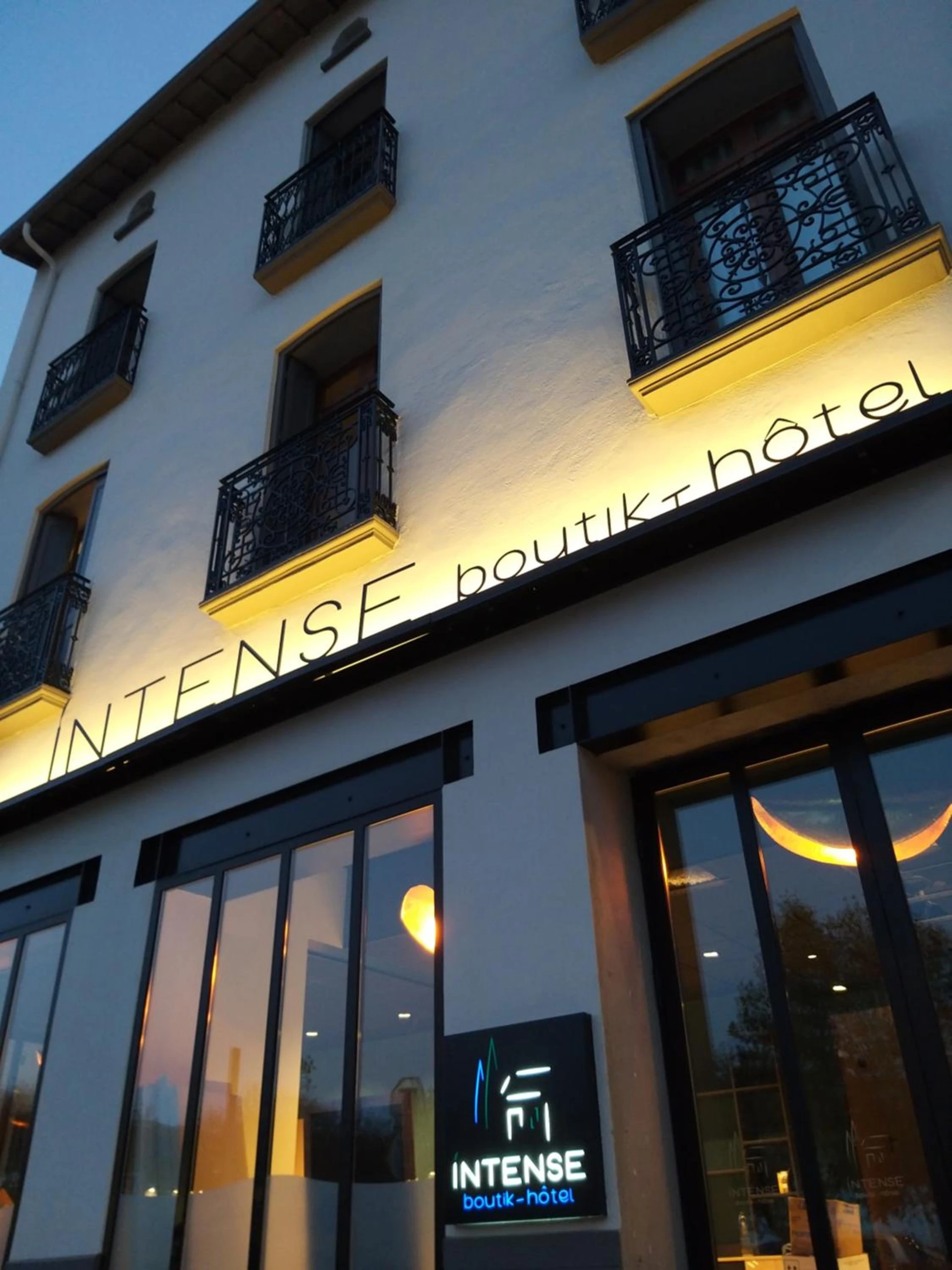 Salle de séminaire à Intense Boutik-Hôtel - Organiser un événement professionnel à Port-Vendres