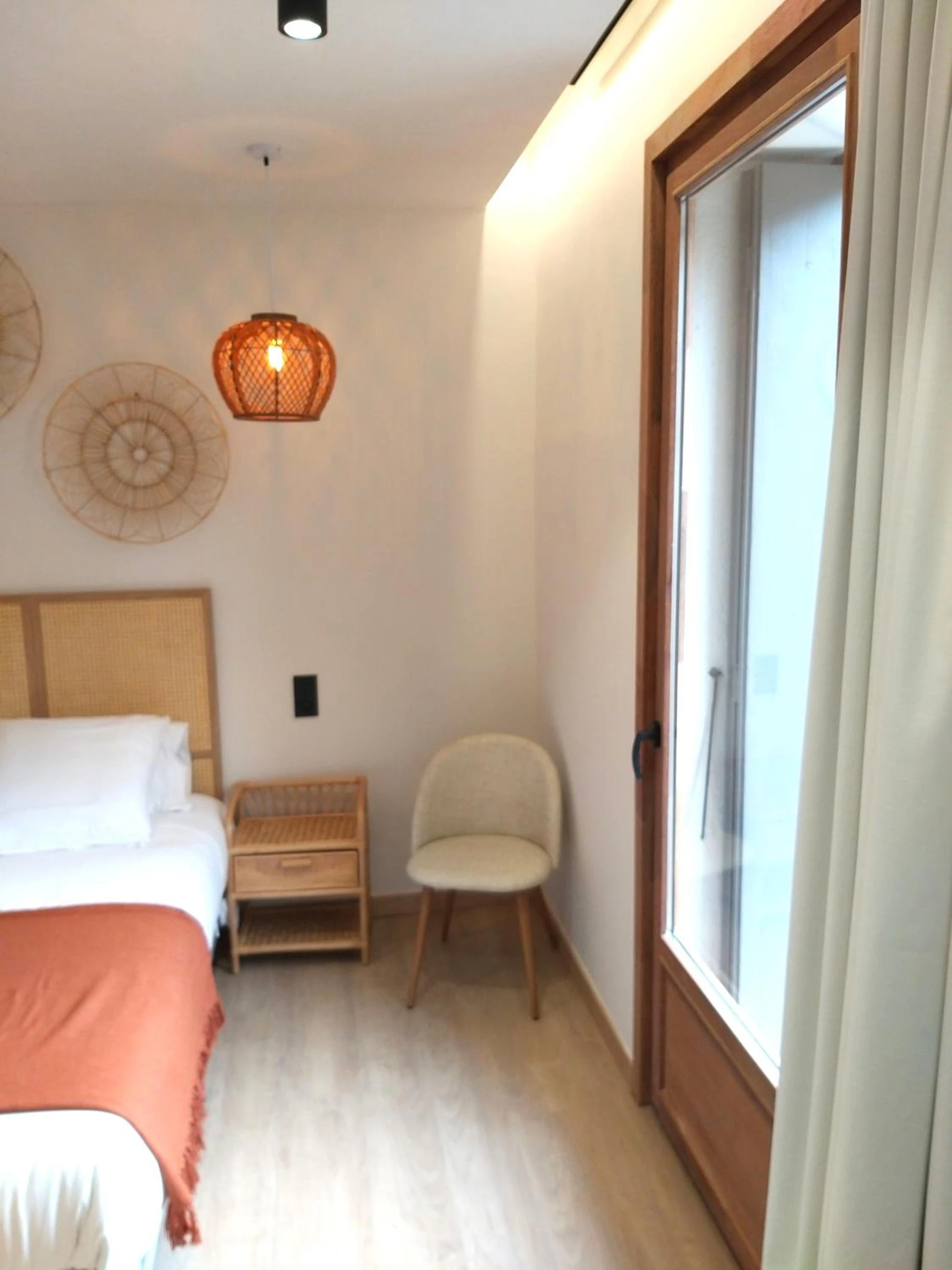 Chambre disponible pour un séminaire d'entreprise à Intense Boutik-Hôtel - Port-Vendres