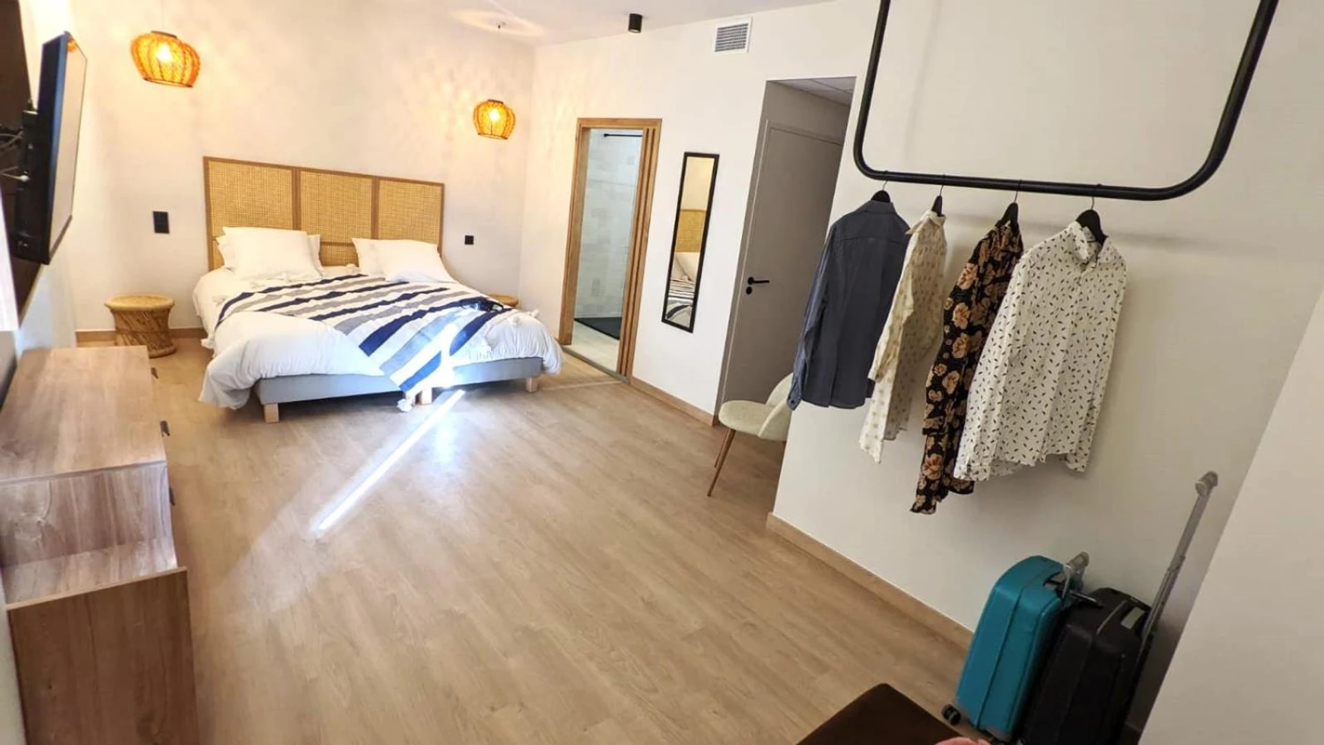 Magnifique chambre pour un séminaire d'entreprise à Intense Boutik-Hôtel - Port-Vendres