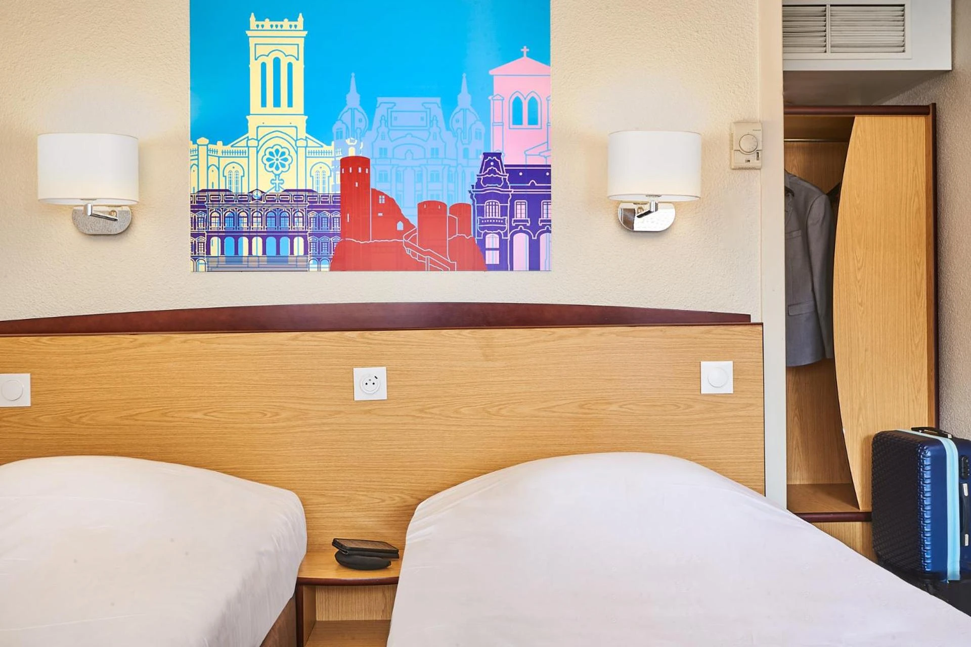Chambre disponible pour un séminaire d'entreprise à Kyriad Direct Haguenau - Haguenau