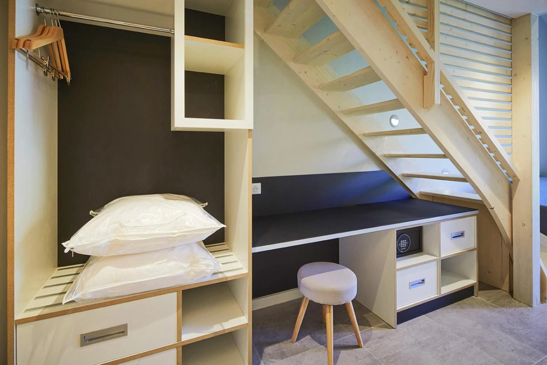 Magnifique chambre pour un séminaire d'entreprise à Kyriad Résidence Cabriès - Plan de Campagne - Cabriès