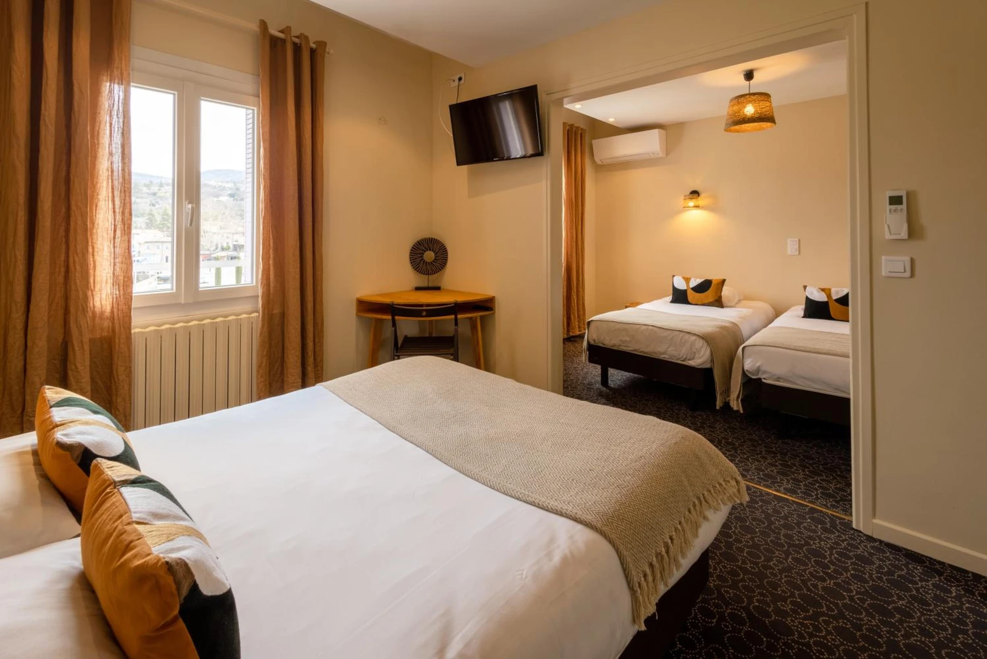 Chambre disponible pour un séminaire d'entreprise à L'Aptois Hôtel - Apt