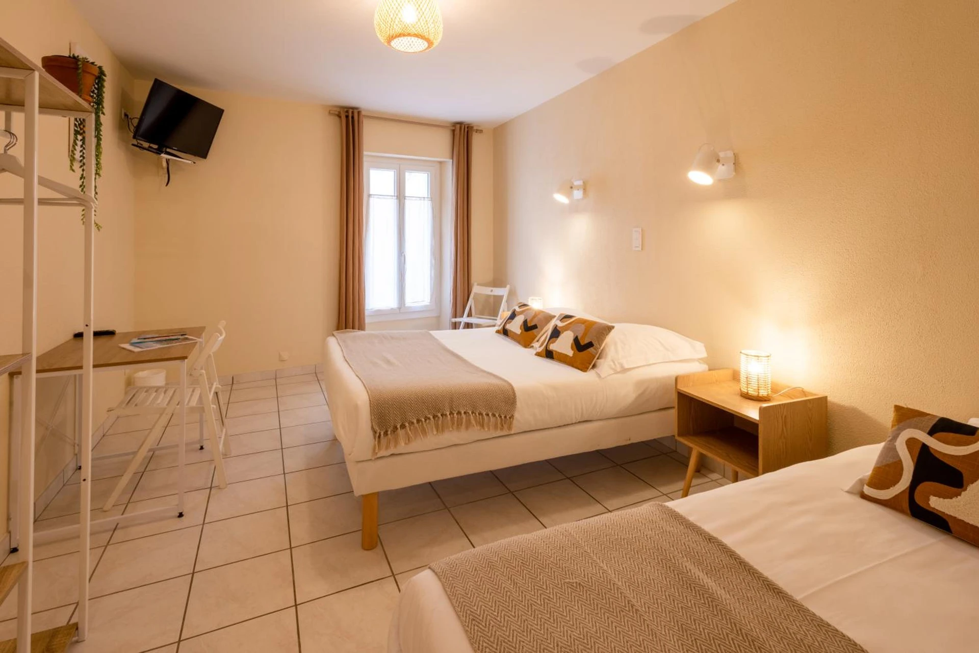 Magnifique chambre pour un séminaire d'entreprise à L'Aptois Hôtel - Apt