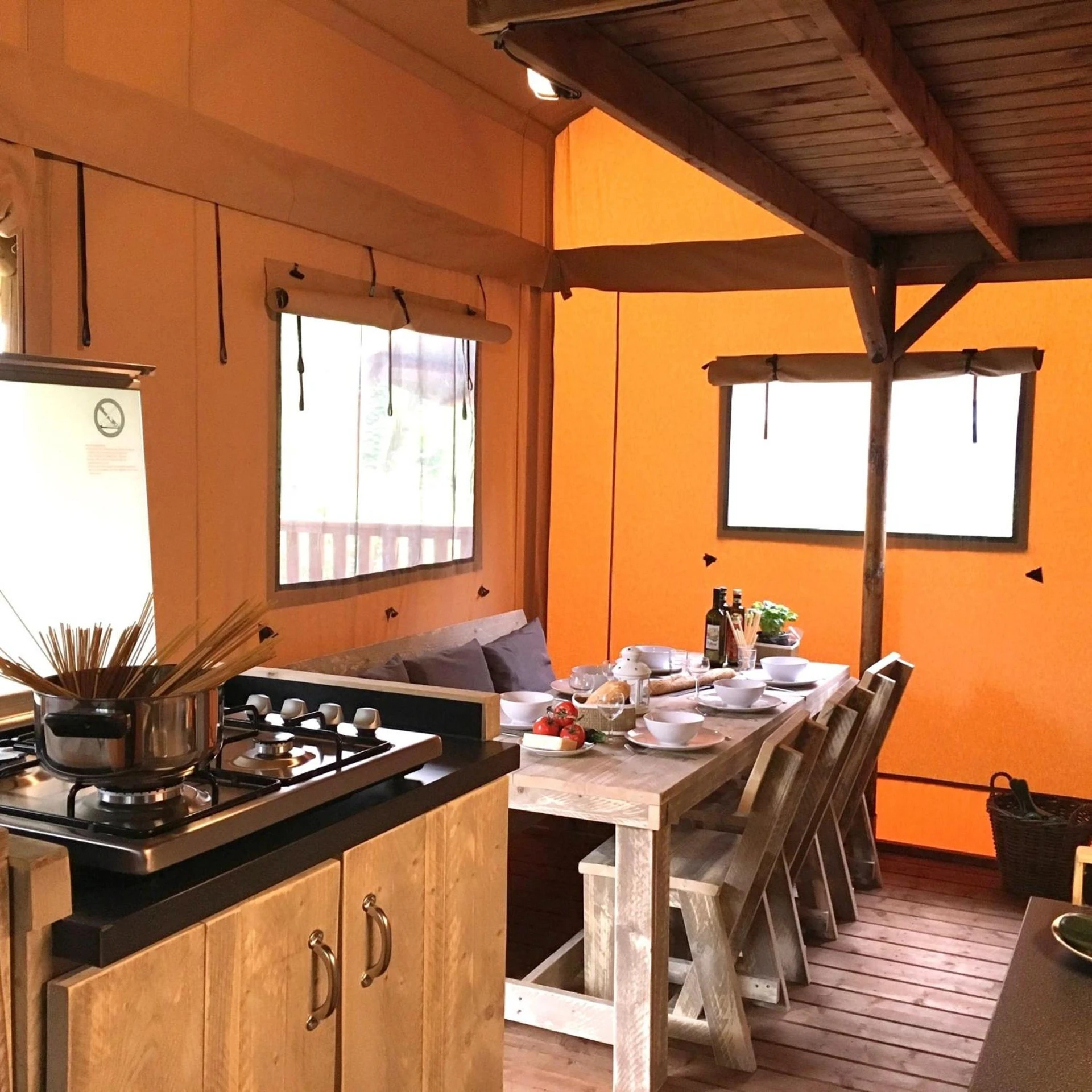 Espaces de team building à Safaritent Glamping L'Ardechois - Organiser un séminaire d'entreprise à Gluiras