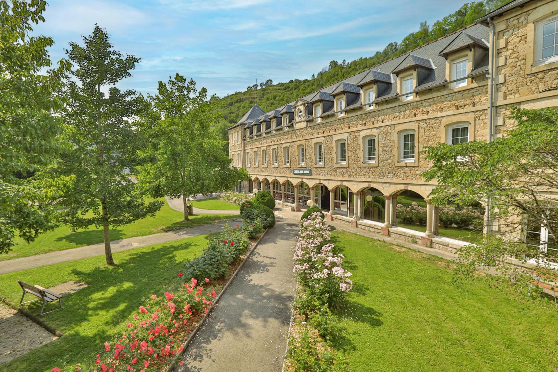 Salle de séminaire à L'HÔTEL DES BAINS - Salles-la-Source - Organiser un événement professionnel à Salles-la-Source