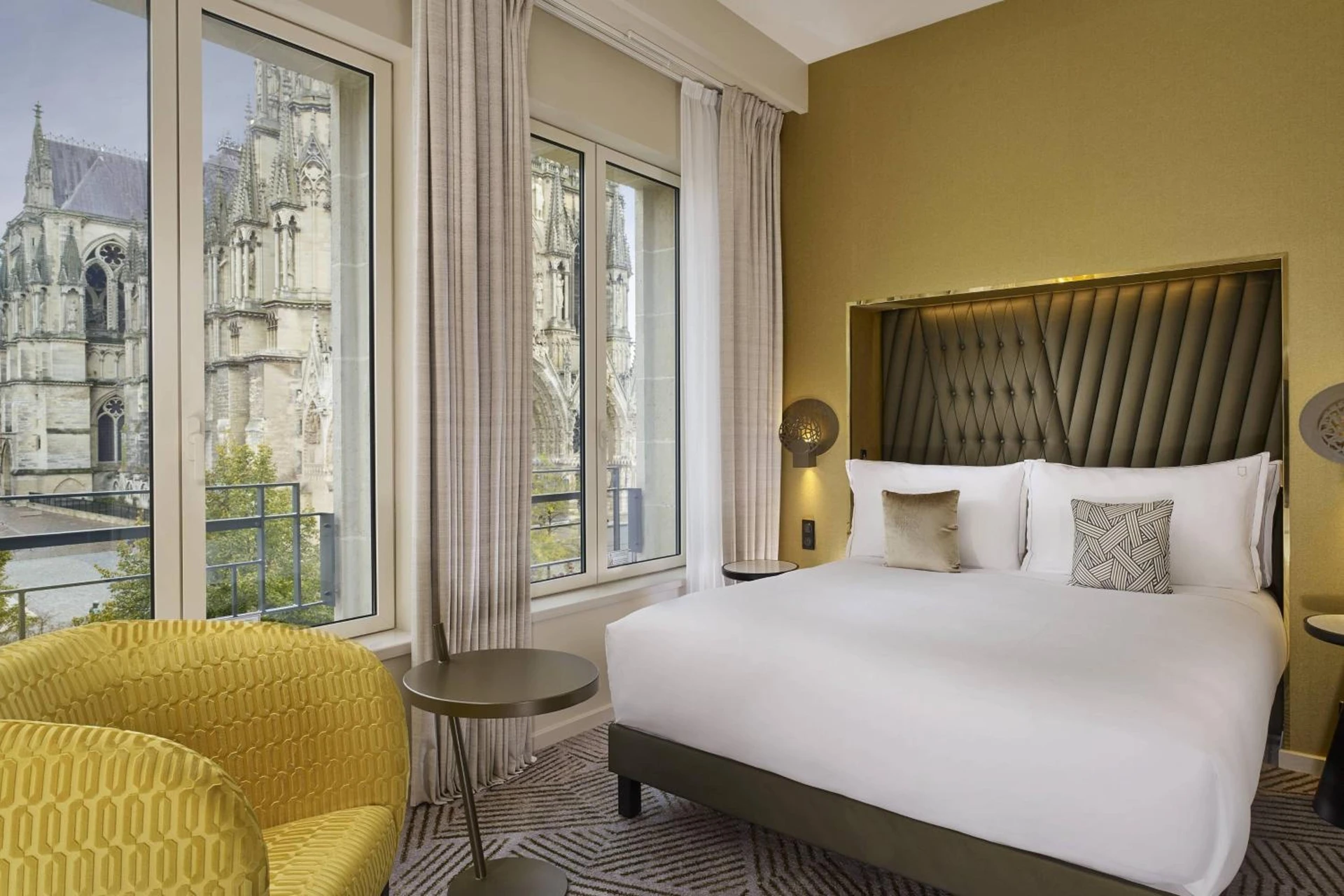 Chambre disponible pour un séminaire d'entreprise à La Caserne Chanzy Hotel & Spa, Autograph Collection - Reims