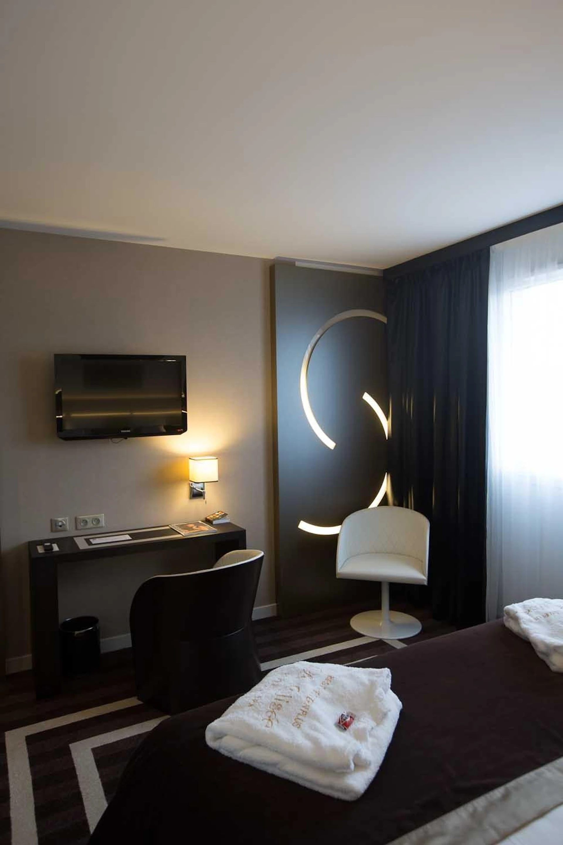 Chambre disponible pour un séminaire d'entreprise à LE COLISÉE Hotel & Spa NANTES Saint Herblain - Saint-Herblain