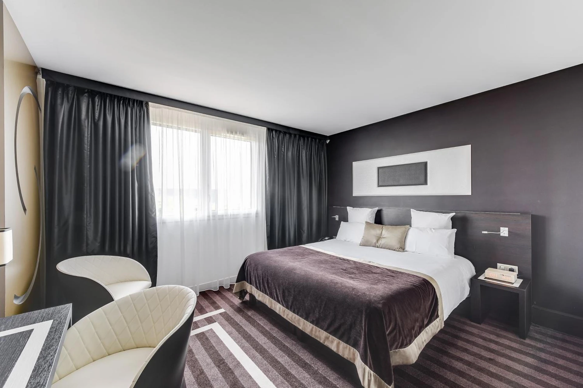 Chambre disponible pour un séminaire d'entreprise à LE COLISÉE Hotel & Spa NANTES Saint Herblain - Saint-Herblain