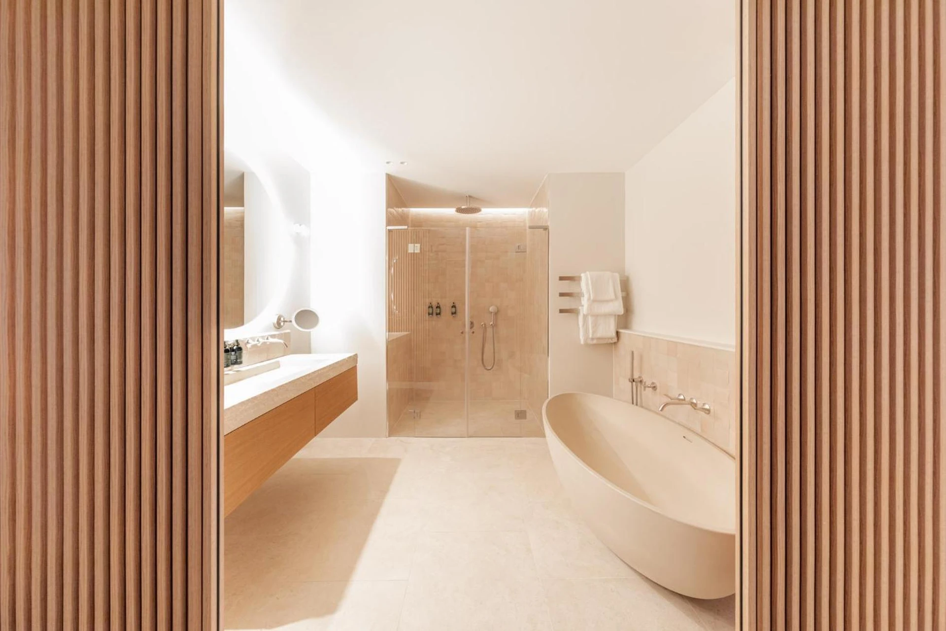 Magnifique chambre pour un séminaire d'entreprise à Le Couvent des Minimes, Un Hôtel & Spa L'Occitane en Provence - Mane