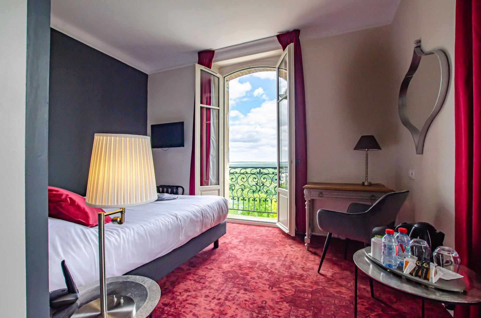 Magnifique chambre pour un séminaire d'entreprise à Domaine De La Corniche - Rolleboise
