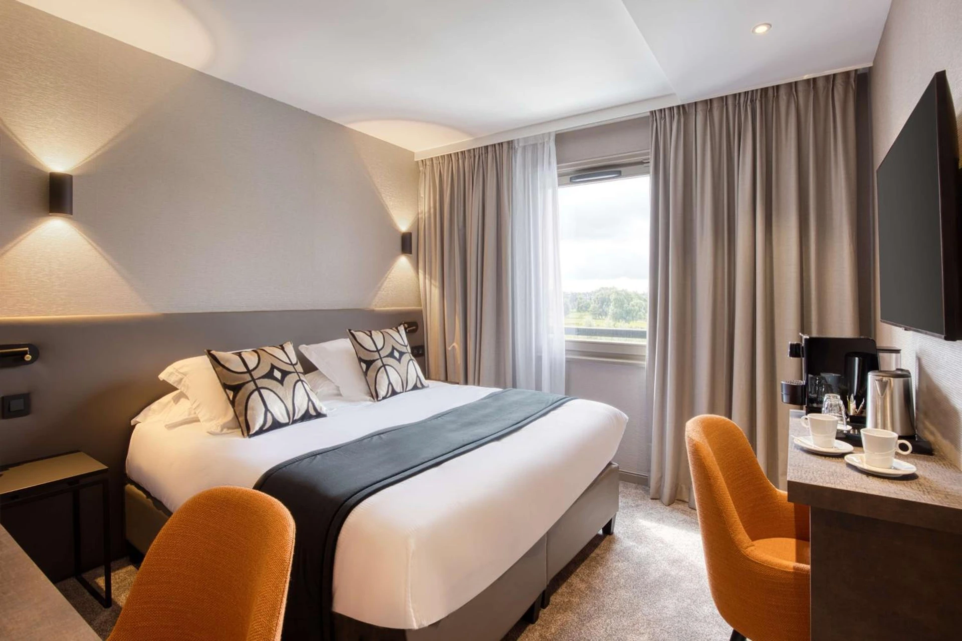 Chambre disponible pour un séminaire d'entreprise à Best Western Plus Le Fairway Hotel & Spa Golf d'Arras - Anzin-Saint-Aubin