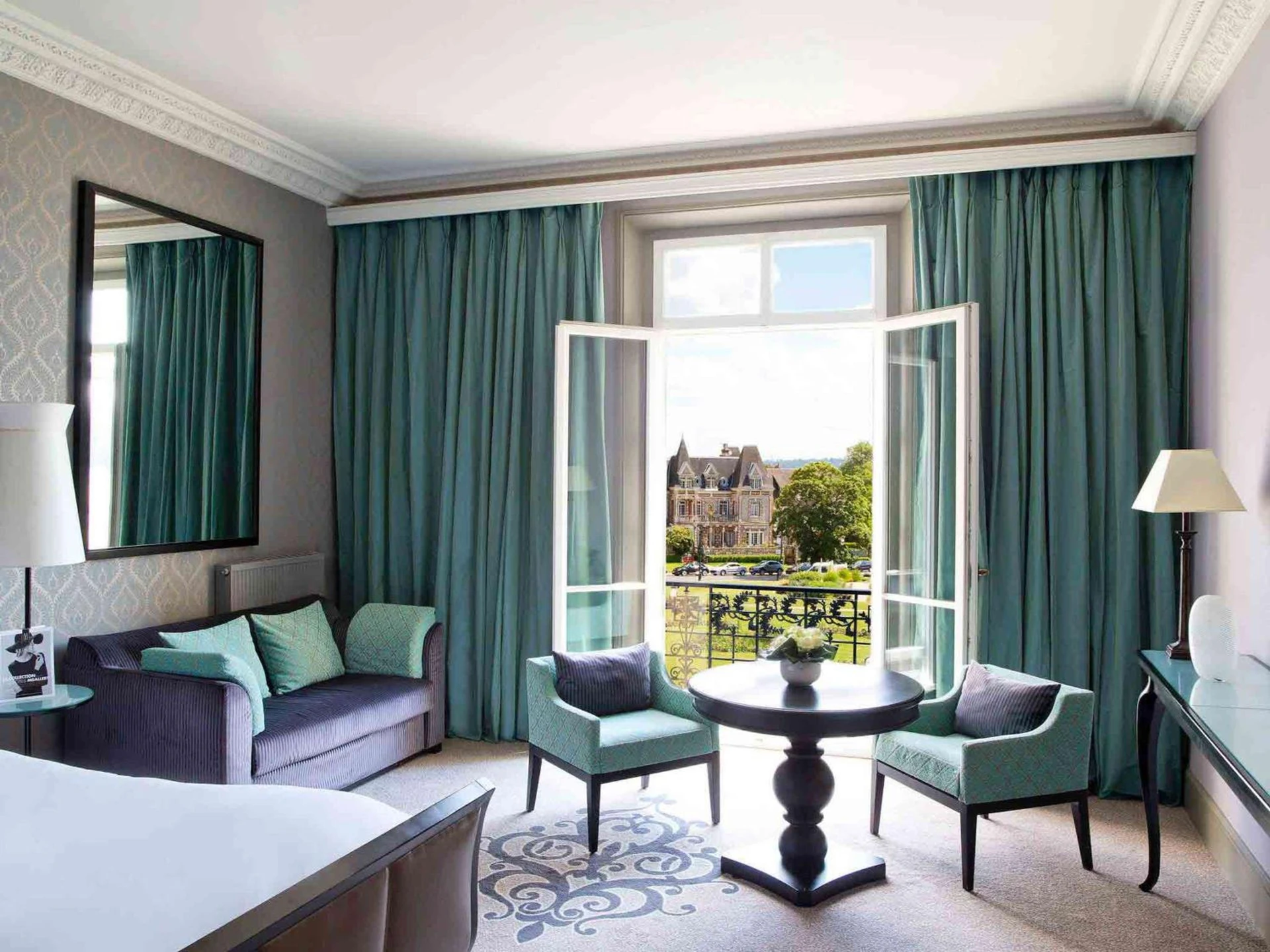 Chambre disponible pour un séminaire d'entreprise à Le Grand Hotel de Cabourg - MGallery Hotel Collection - Cabourg