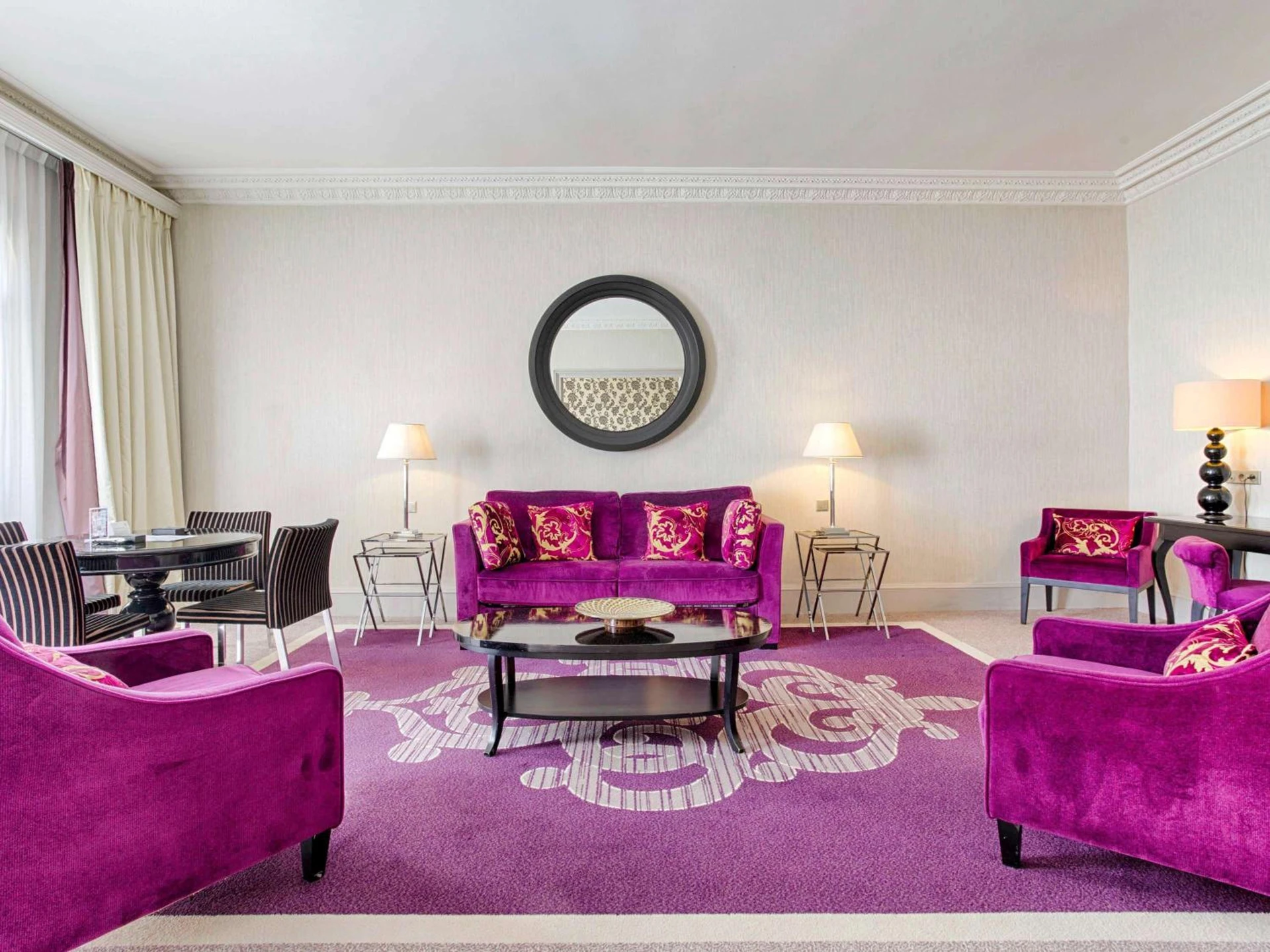 Chambre disponible pour un séminaire d'entreprise à Le Grand Hotel de Cabourg - MGallery Hotel Collection - Cabourg