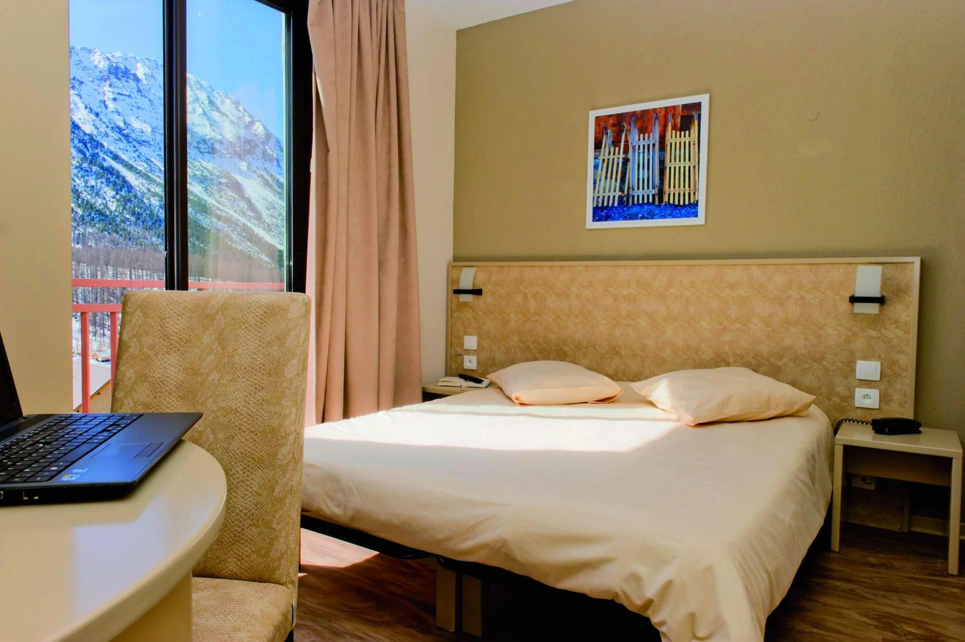 Chambre disponible pour un séminaire d'entreprise à VTF Le Grand Hotel - Montgenèvre