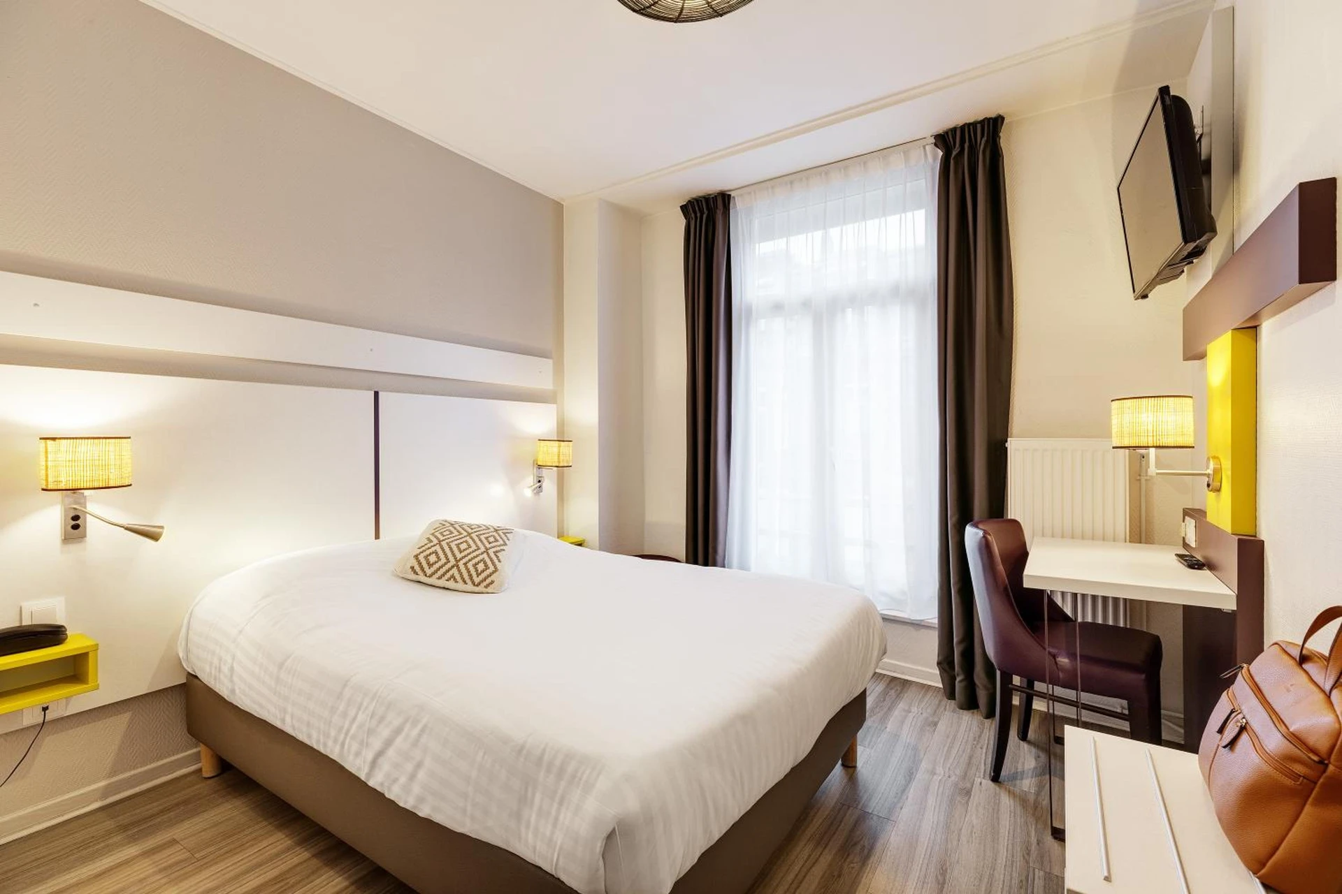 Chambre disponible pour un séminaire d'entreprise à Grand Hôtel Lille - Lille