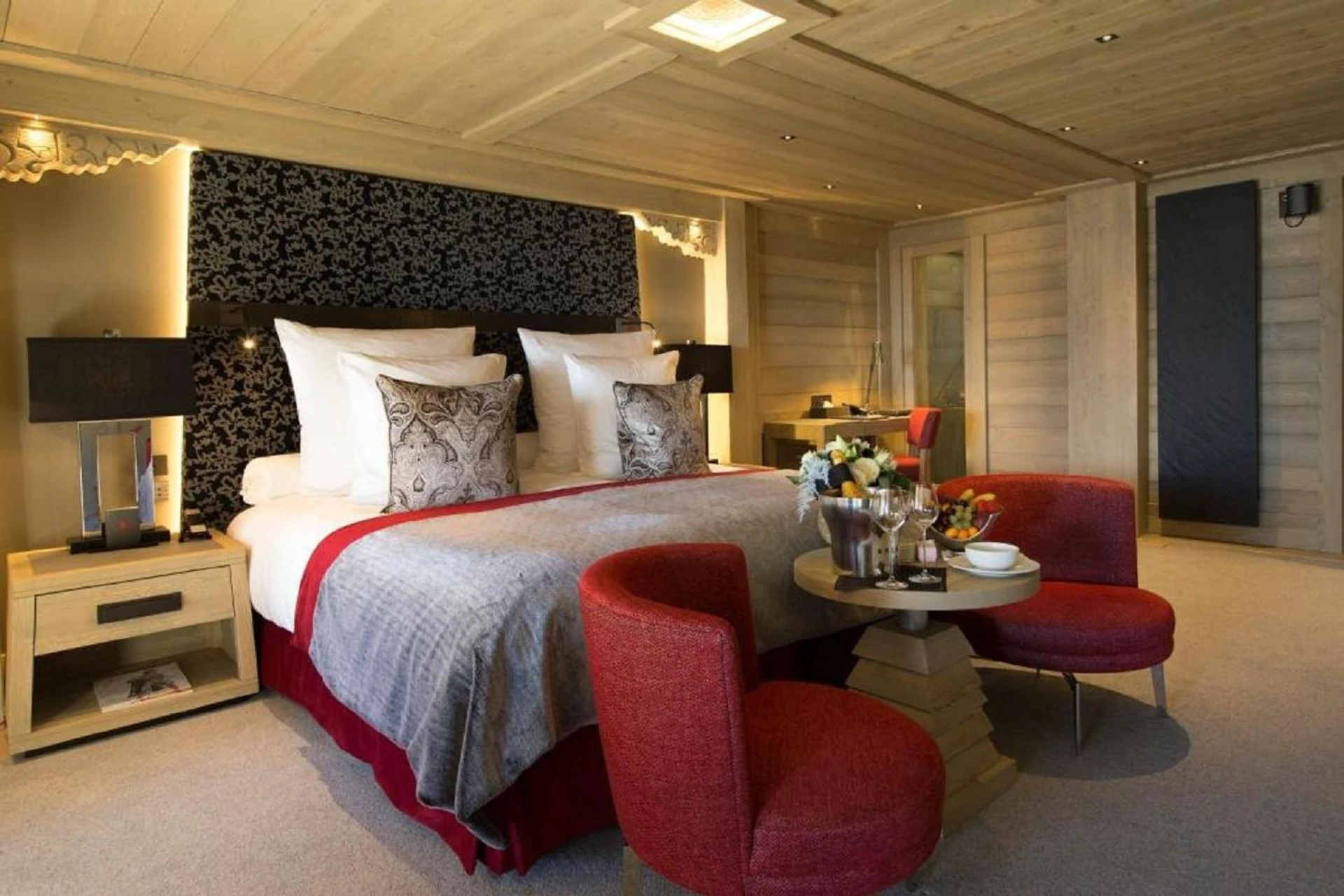Chambre disponible pour un séminaire d'entreprise à Hotel Le K2 Altitude - Courchevel