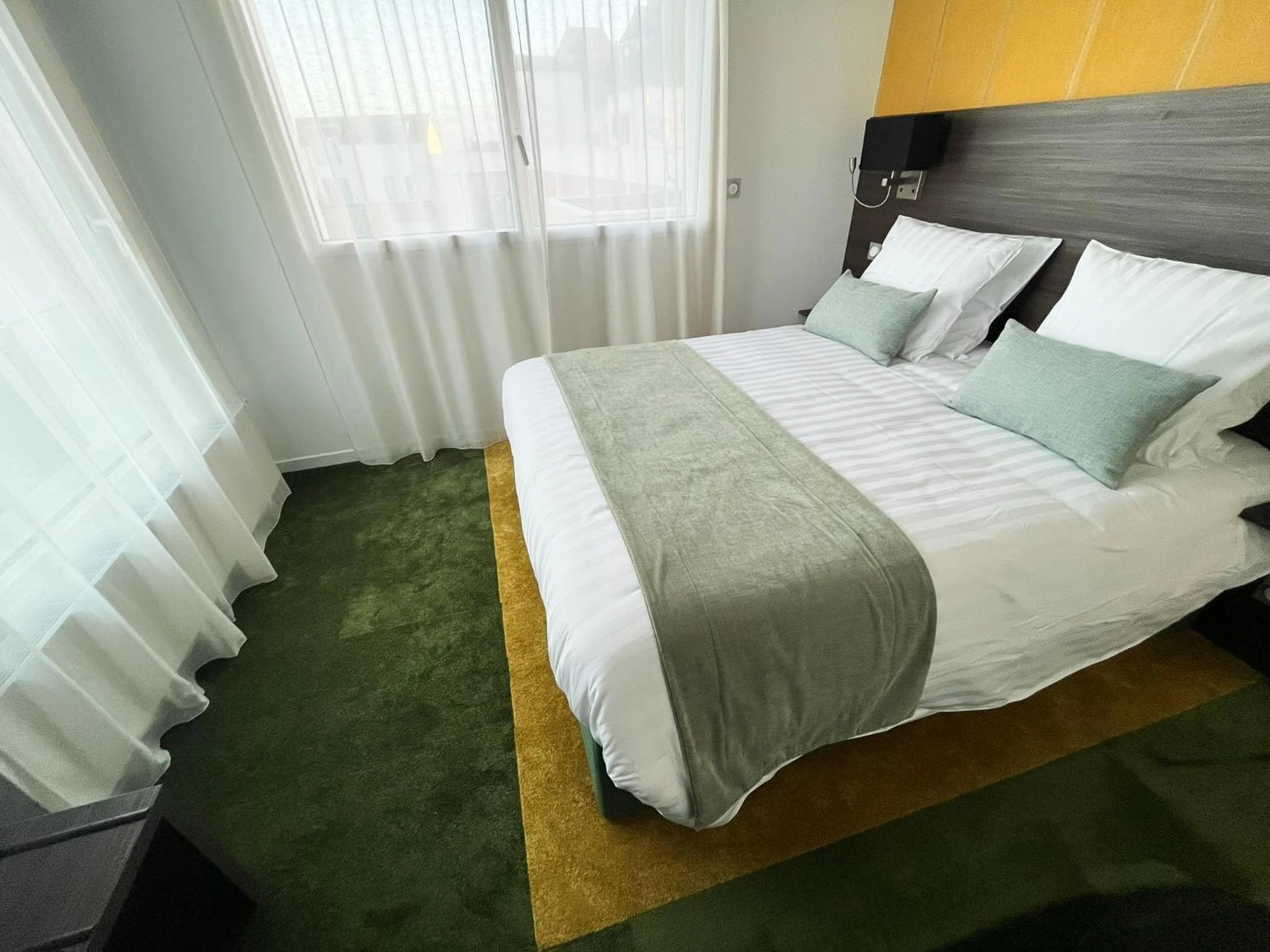 Chambre disponible pour un séminaire d'entreprise à Hotel Le Manoir du Roselier - Plérin