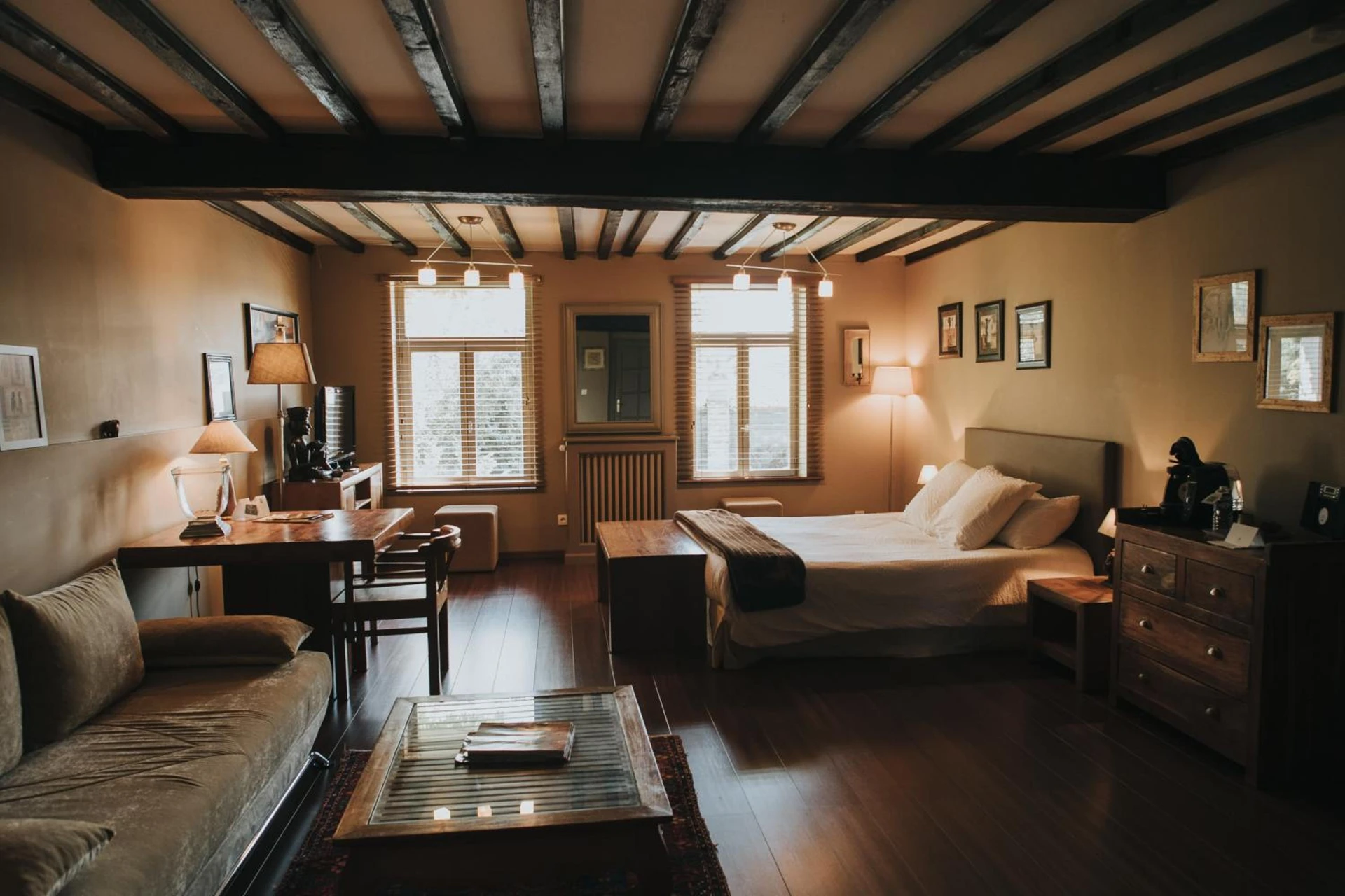 Chambre disponible pour un séminaire d'entreprise à LOGIS HÔTEL-RESTAURANT - Le Moulin d'Artres - Artres