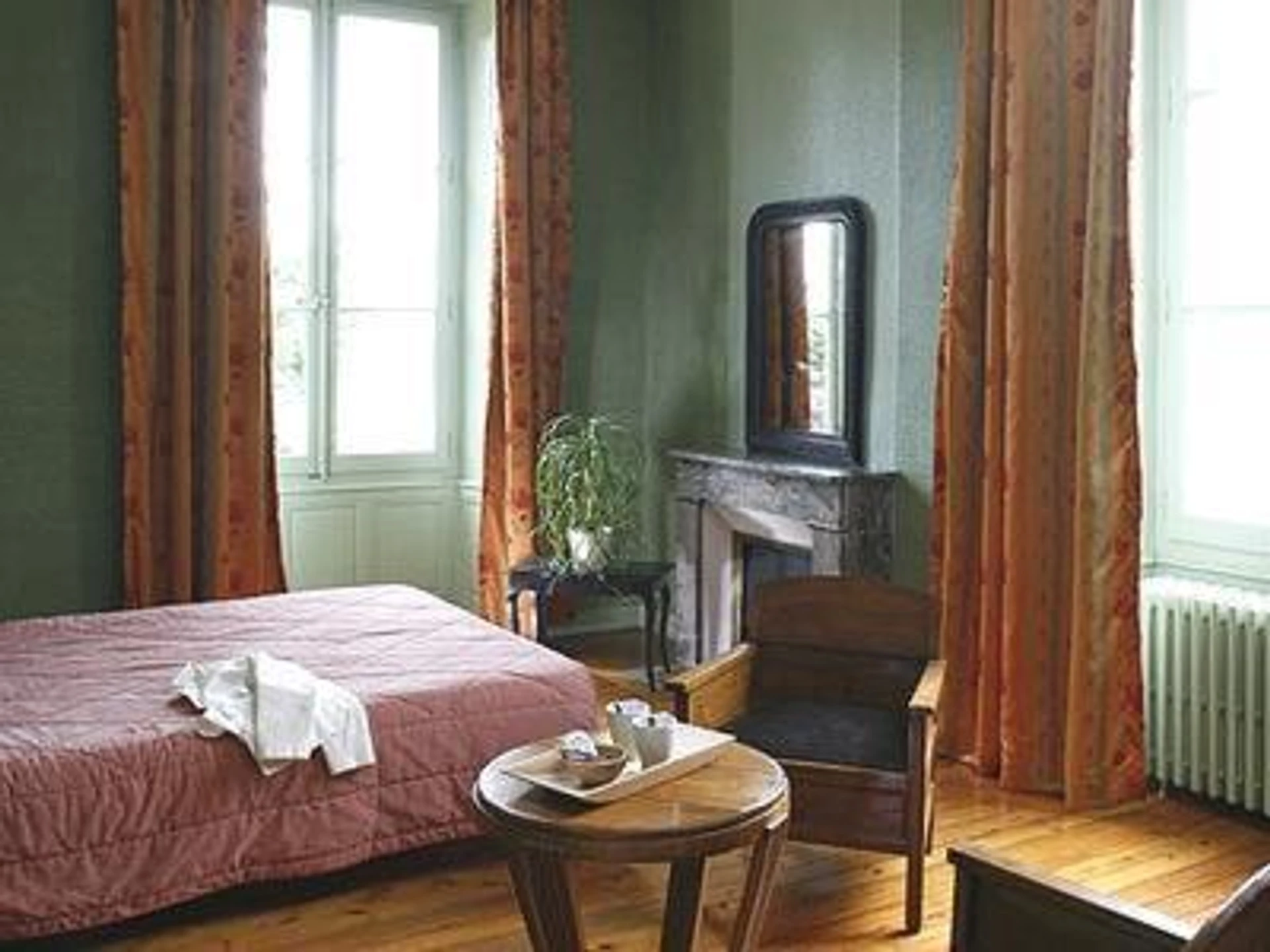 Chambre disponible pour un séminaire d'entreprise à Logis Le Parc Hotel & Spa - Château-Gontier