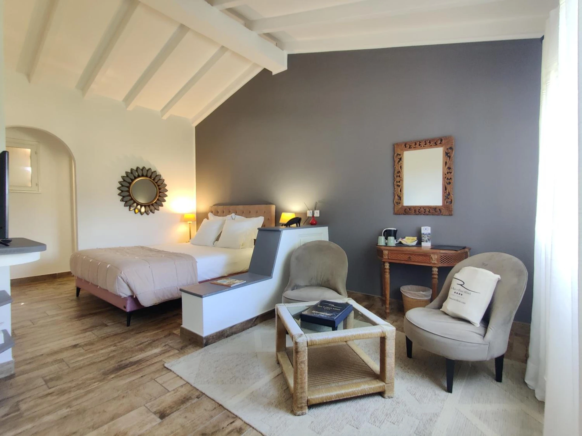 Chambre disponible pour un séminaire d'entreprise à Le Roc E Fiori Hotel - Teritoria - Porto-Vecchio