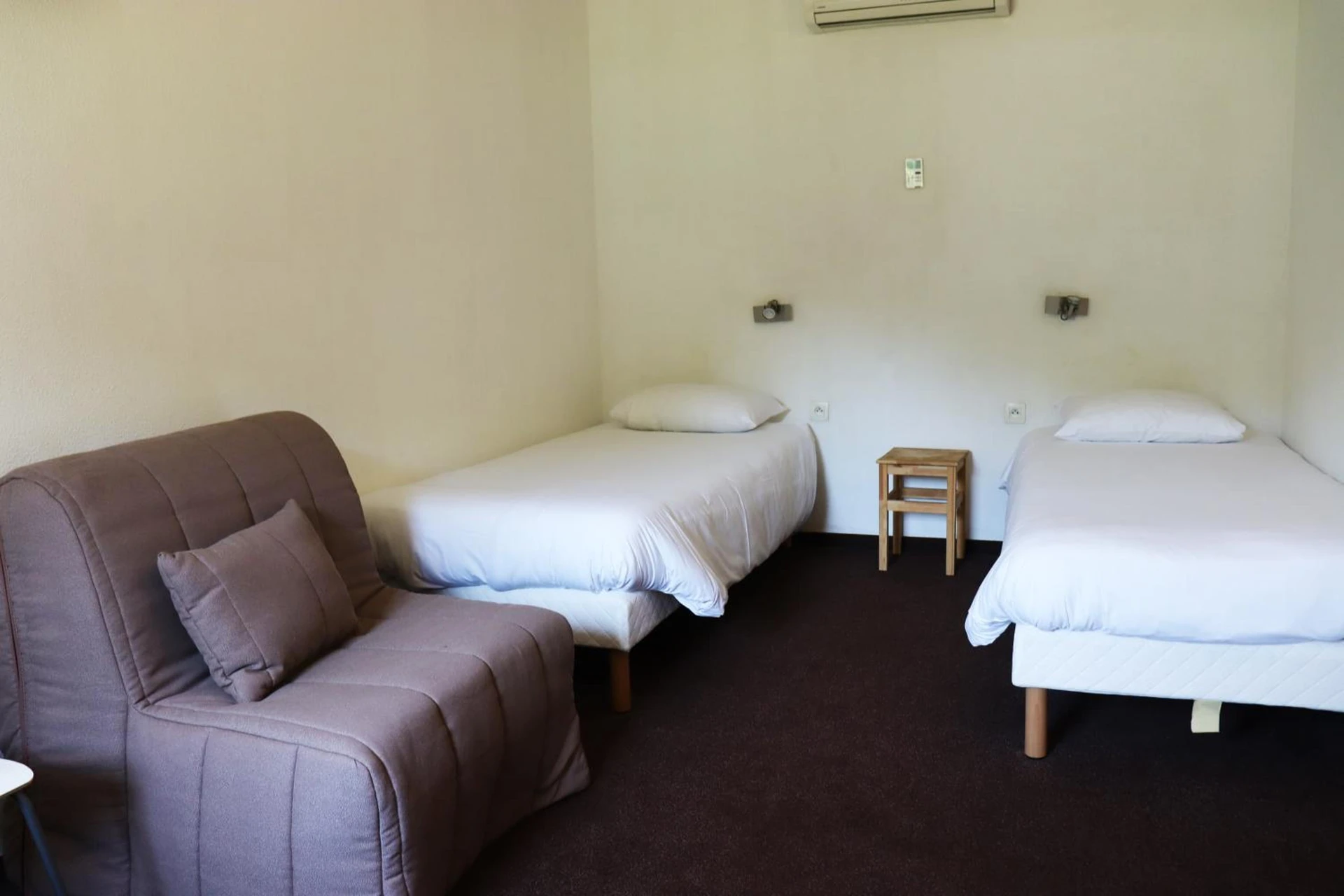 Organiser un séminaire d'entreprise : Hôtel Lémand Lyon Est - Villefontaine à villefontaine