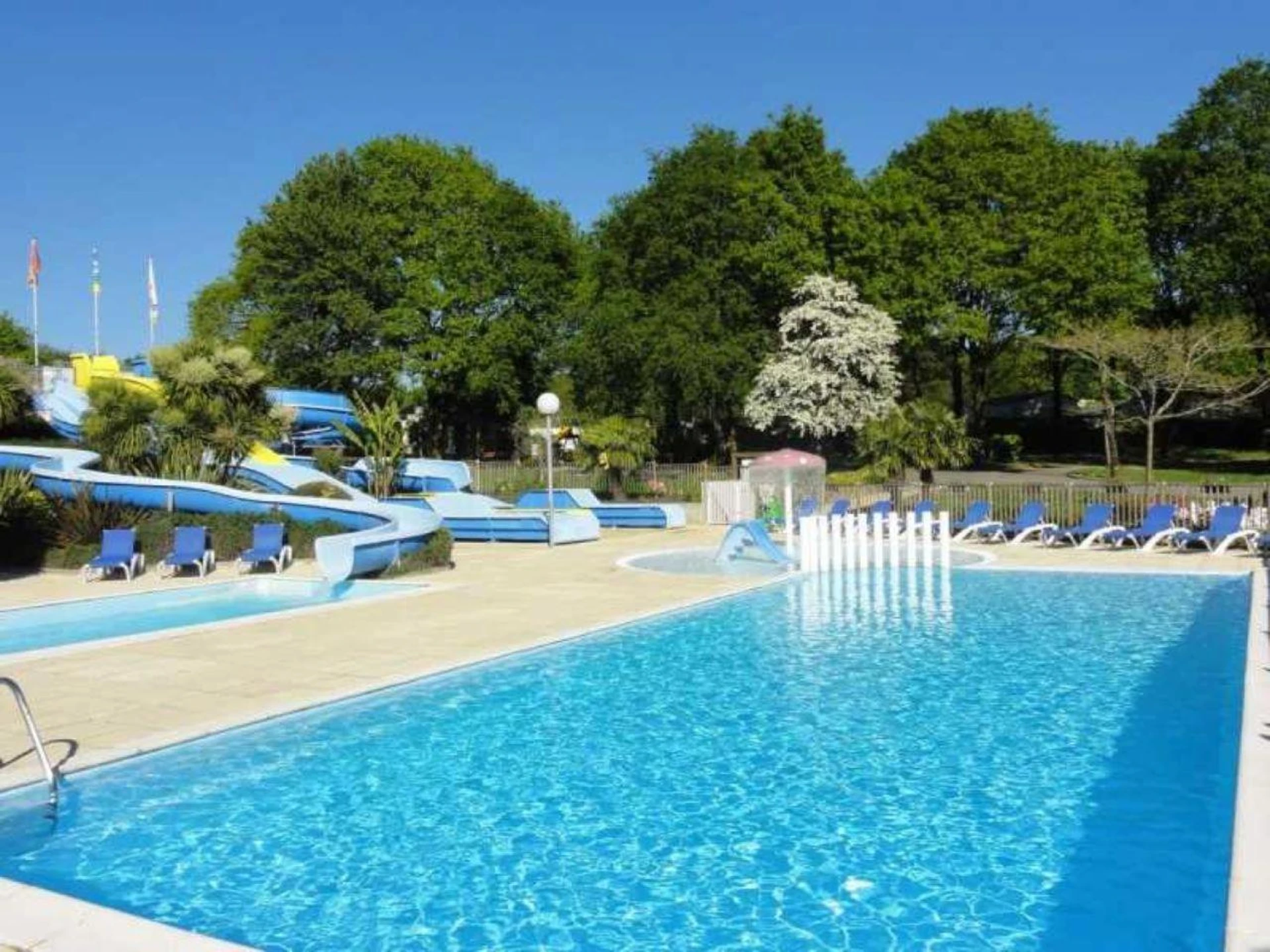 Organiser un séminaire d'entreprise : Mobil Home XXL 4 chambres - Camping Les Jardins du Morbihan à monterblanc