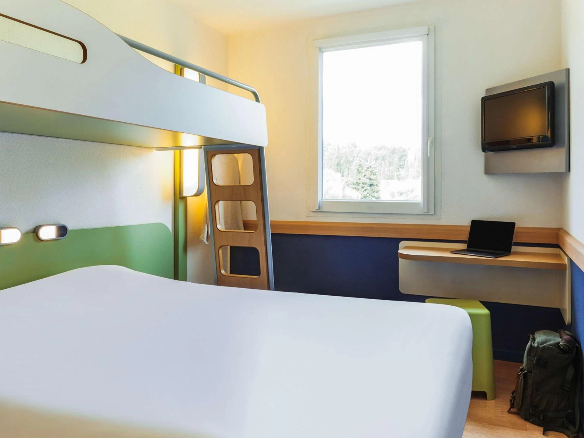 Magnifique chambre pour un séminaire d'entreprise à Logis Hôtel de Port d'Alon - St Cyr sur Mer - Saint-Cyr-sur-Mer