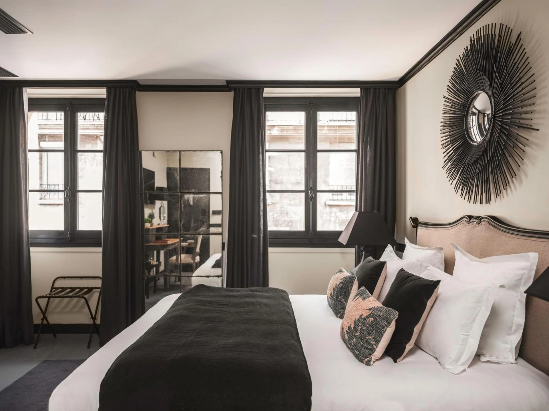 Chambre disponible pour un séminaire d'entreprise à Maisons du Monde Hôtel & Suites - Marseille Vieux Port - Marseille