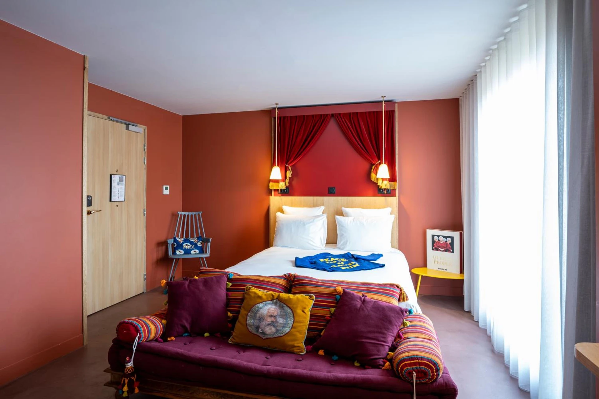 Chambre à MOB HOTEL Paris Les Puces - Organiser un séminaire d'entreprise à Saint-Ouen