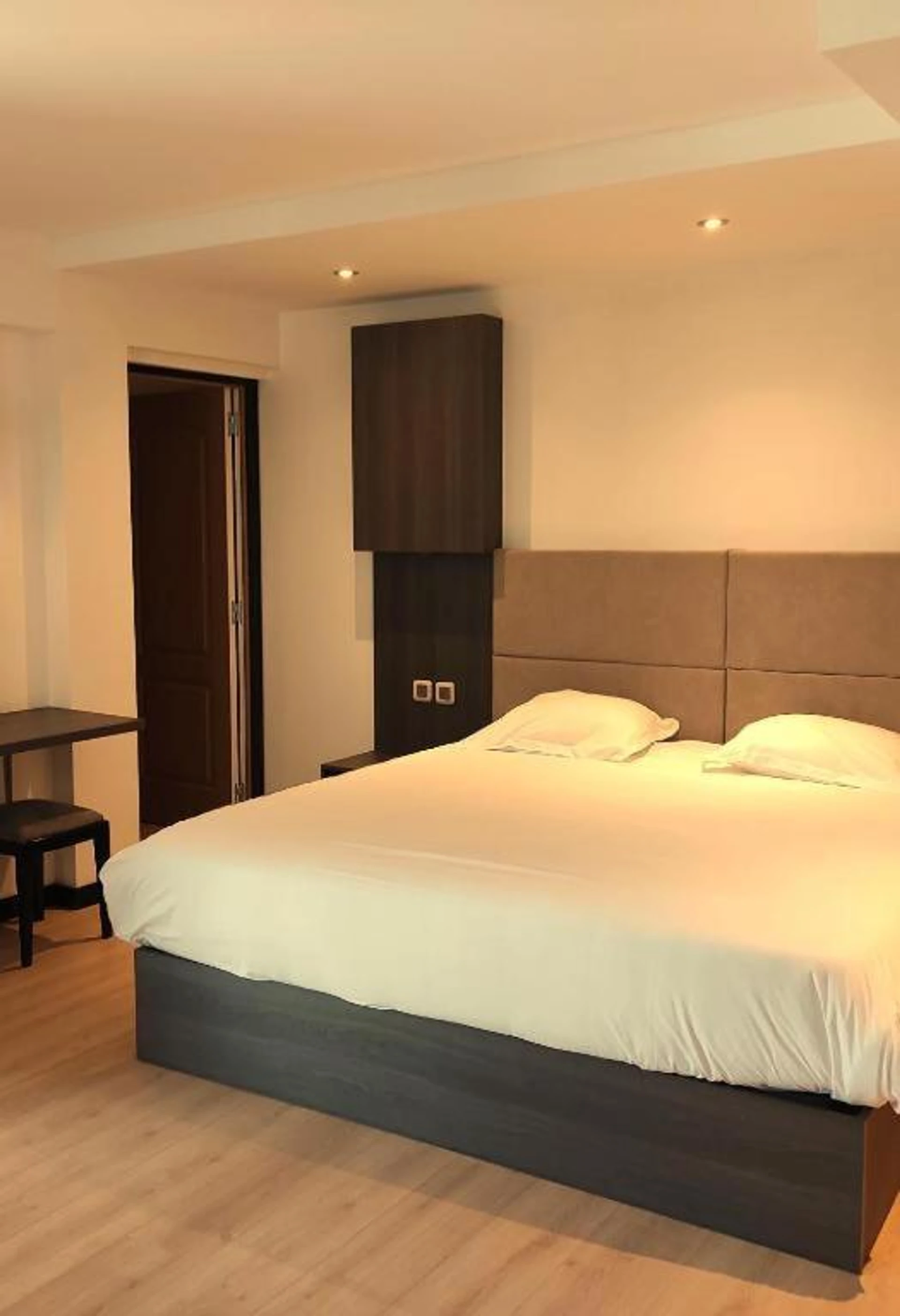 Organiser un séminaire d'entreprise : Modern'Hotel à valenciennes