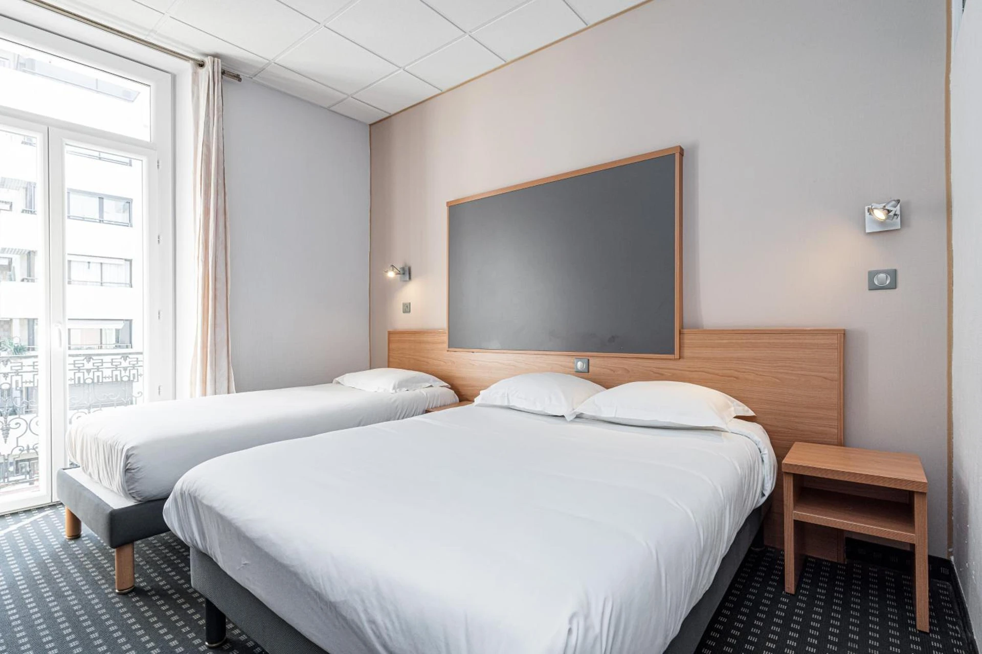Chambre disponible pour un séminaire d'entreprise à Modern Waikiki Hotel - Cannes