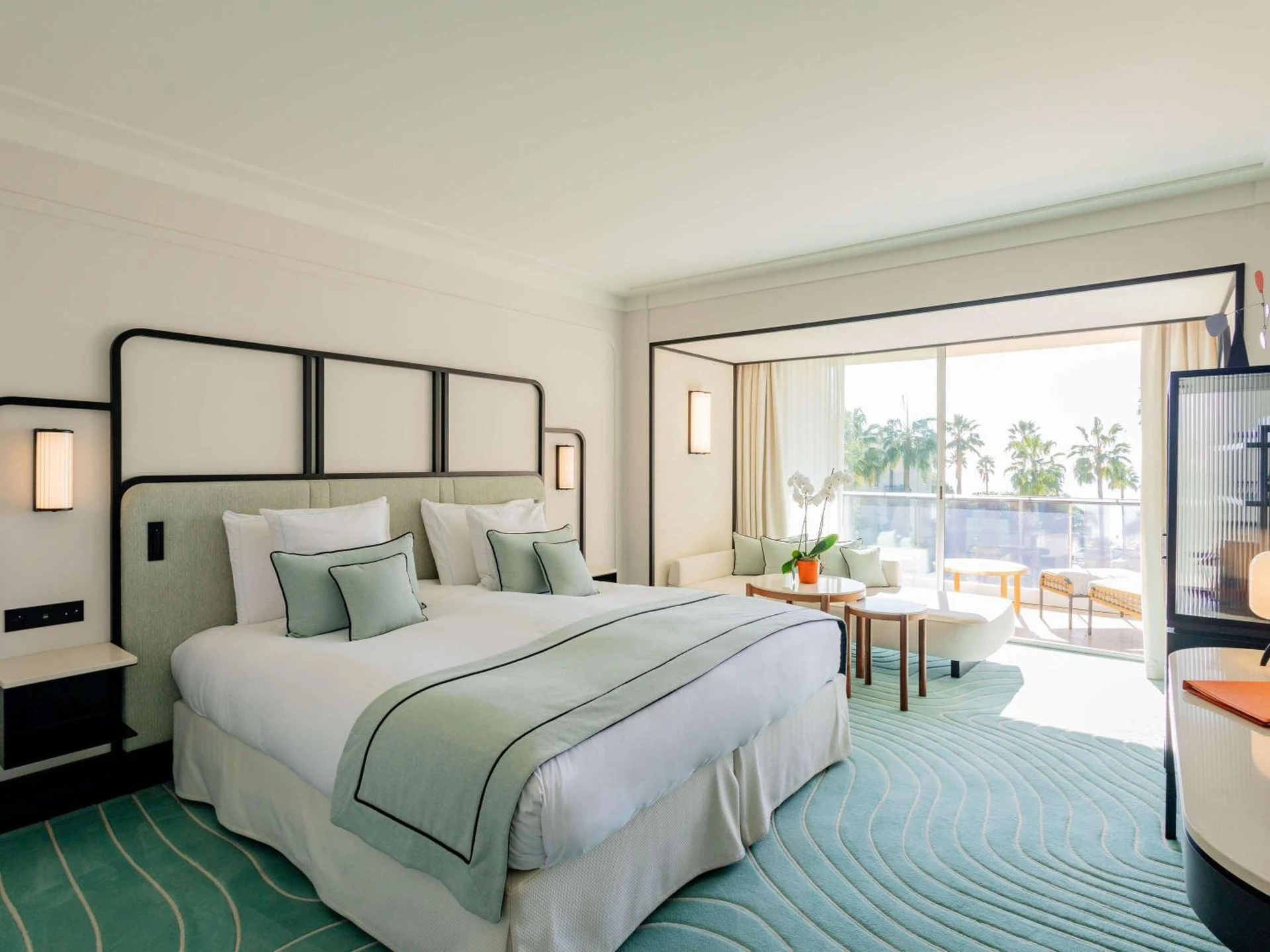 Magnifique chambre pour un séminaire d'entreprise à Mondrian Cannes - Cannes