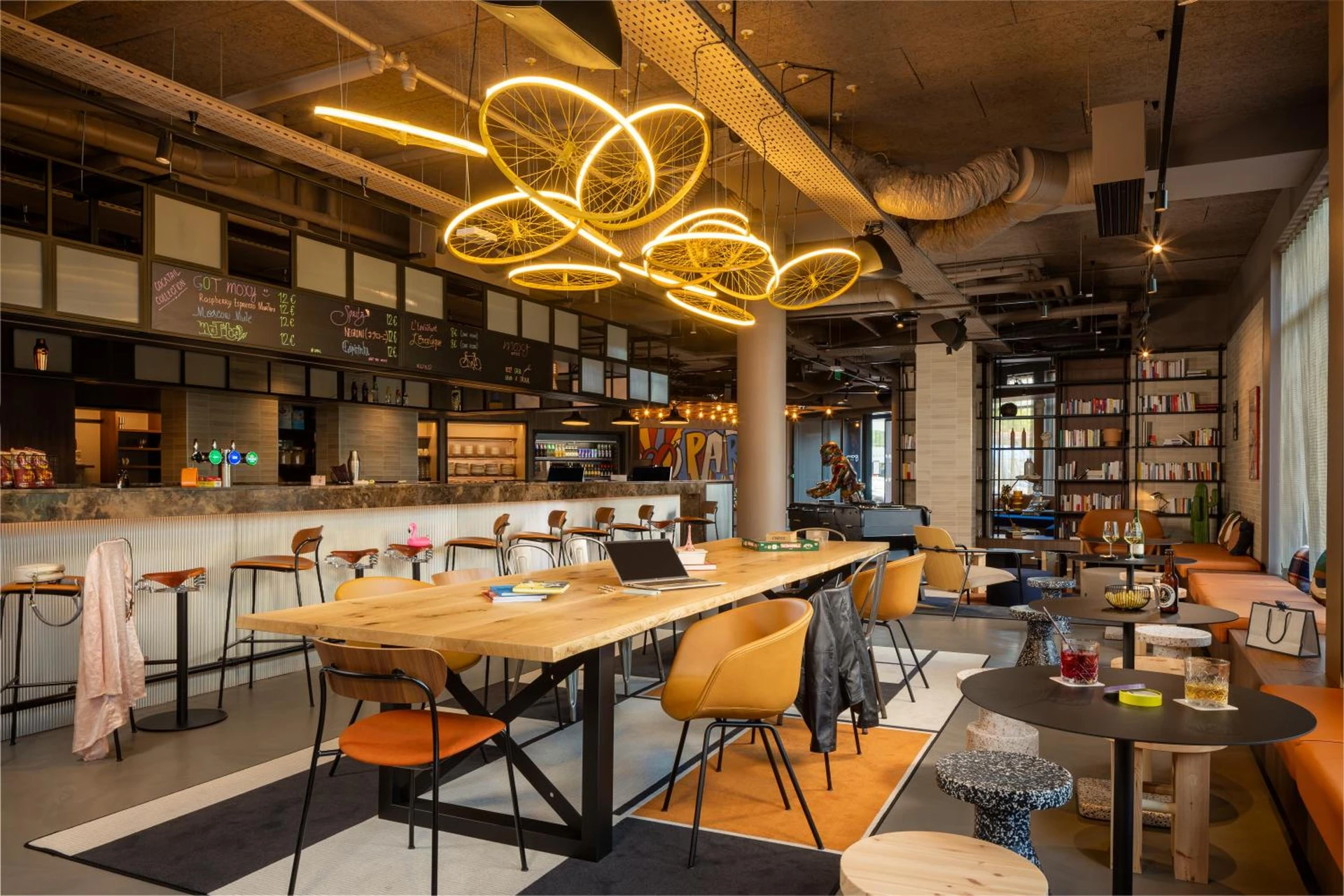 Salle de séminaire à Moxy Paris Clamart - Organiser un événement professionnel à Clamart