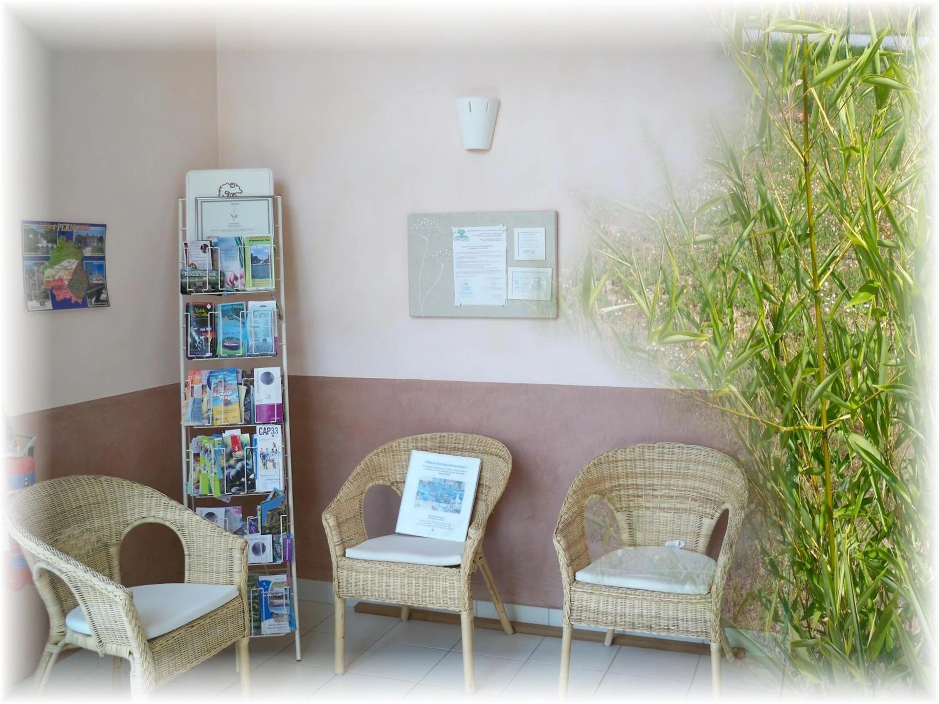 Ambiance de travail pour séminaire d'entreprise à Natur'Hôtel - Ménesplet