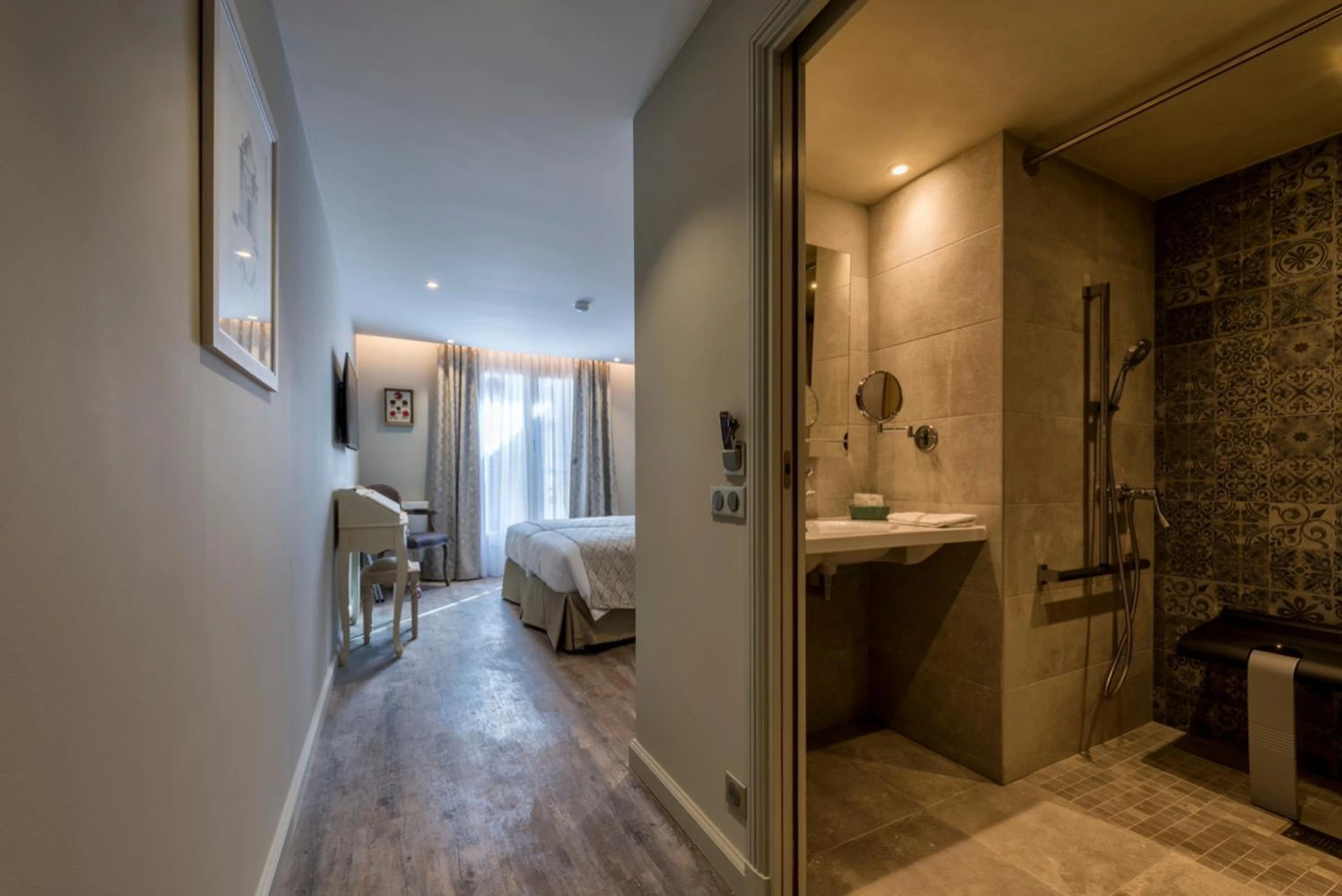 Chambre disponible pour un séminaire d'entreprise à Nouvel Hôtel du Commerce - Castellane