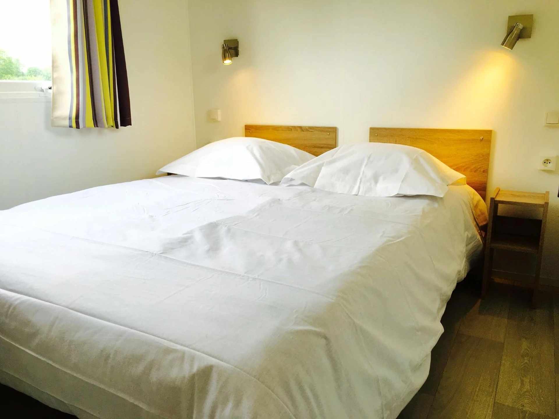 Chambre disponible pour un séminaire d'entreprise à O2 Camping - Longueville